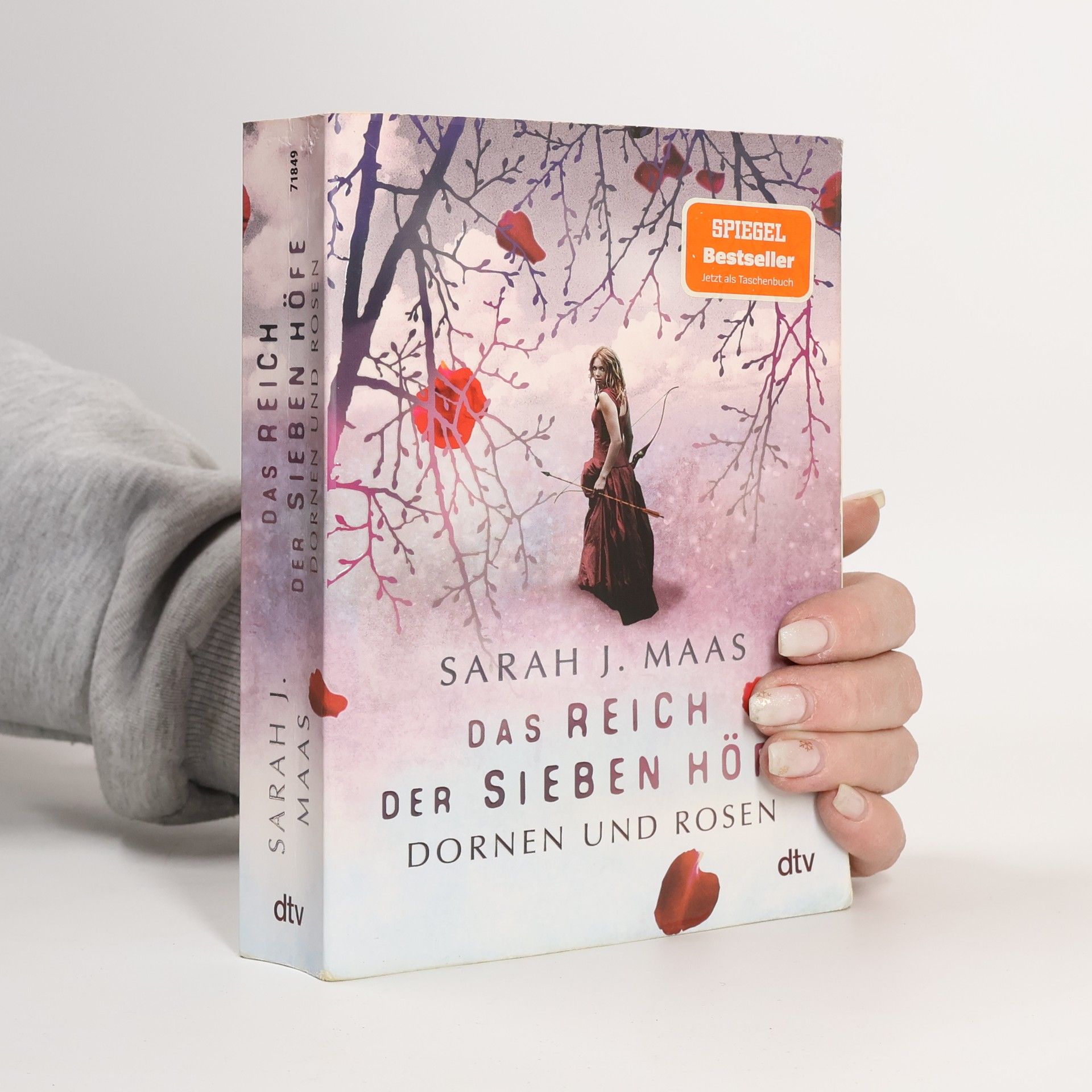 Sarah J. Maas Das Reich der sieben Höfe. Dornen und Rosen