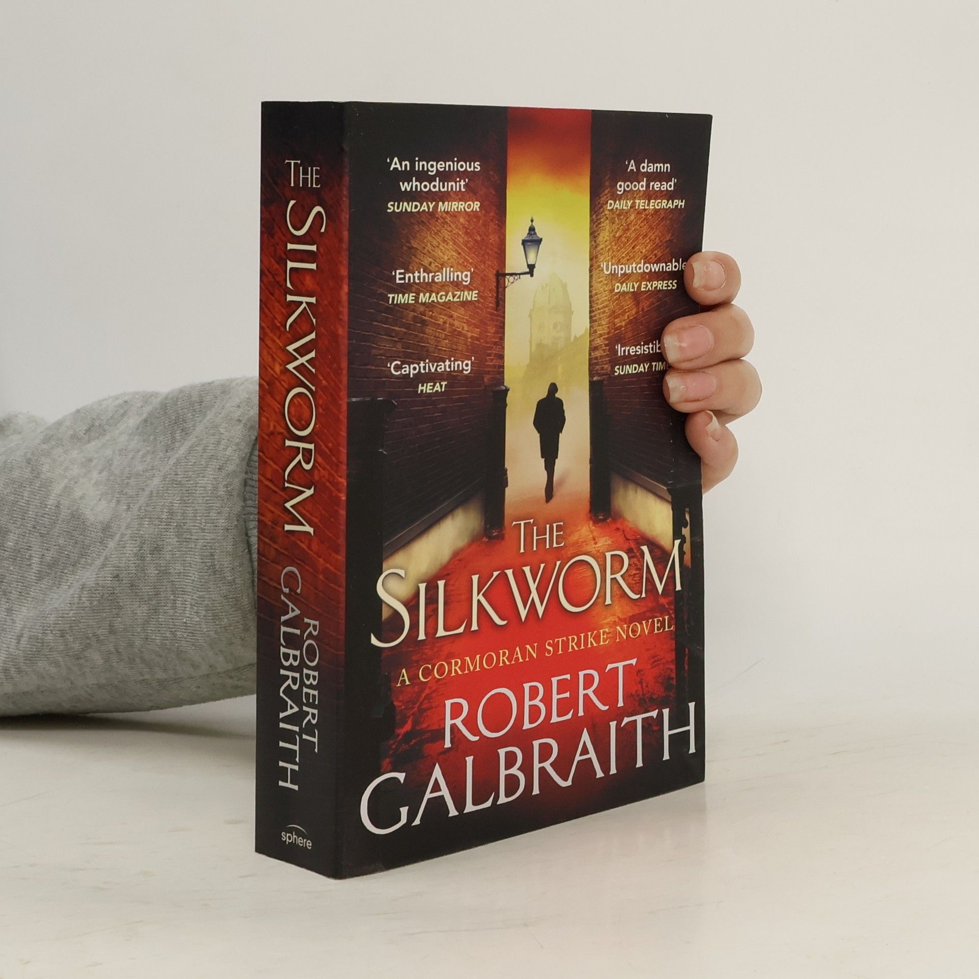 Robert Galbraith The Silkworm