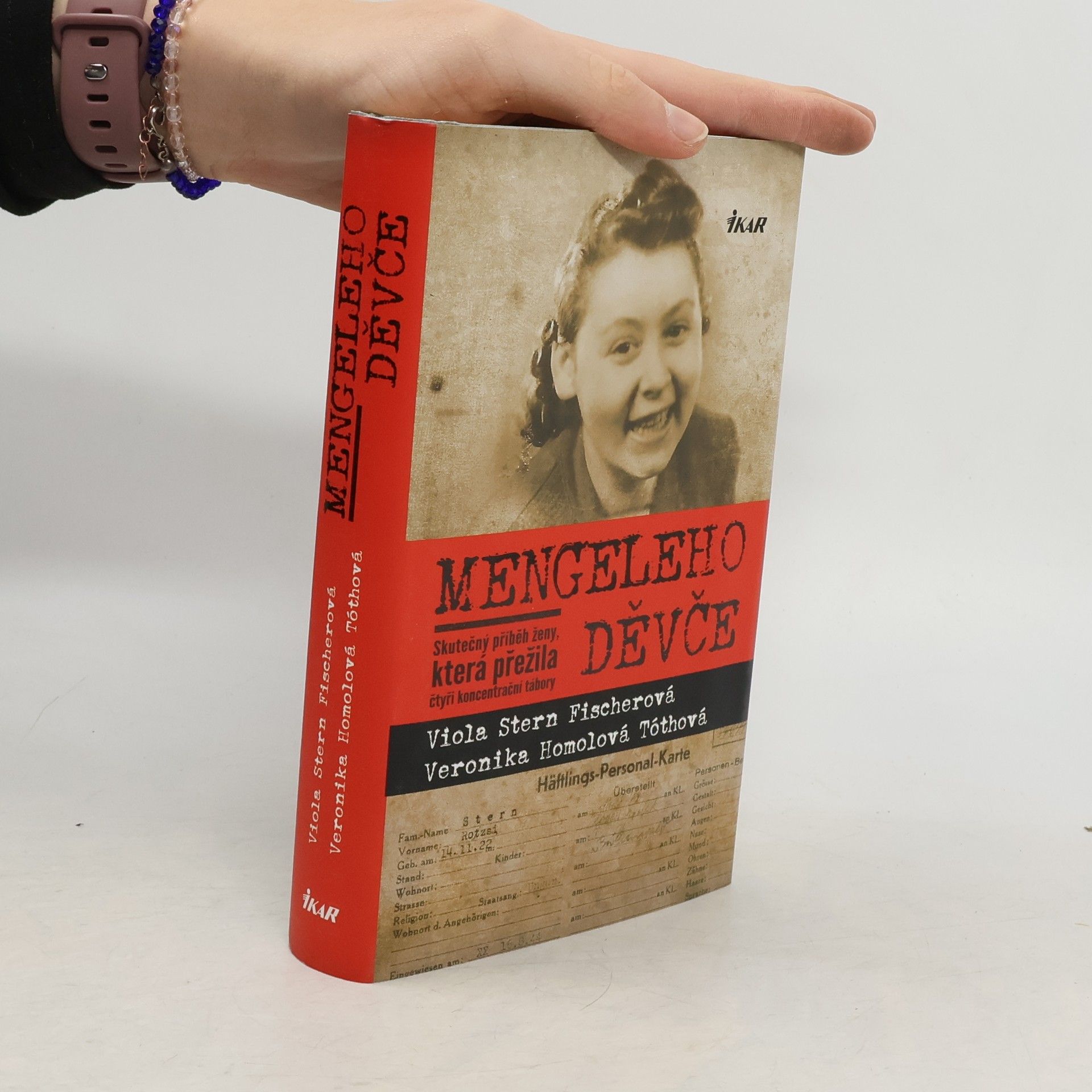 Viola Fischerová Mengeleho děvče