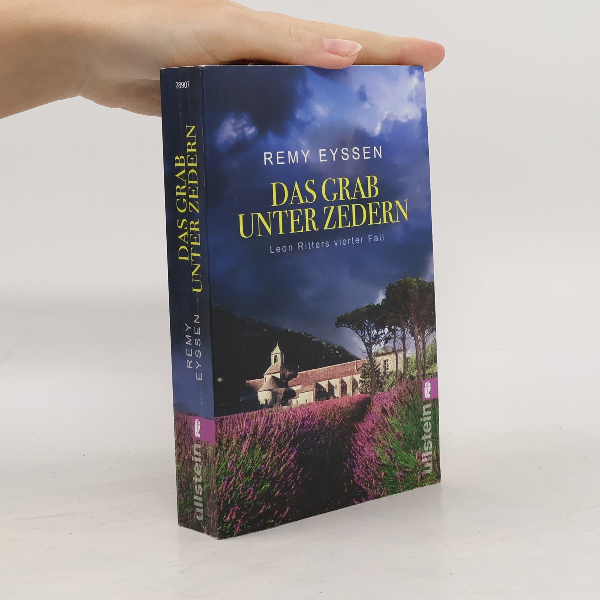 Das Grab unter Zedern