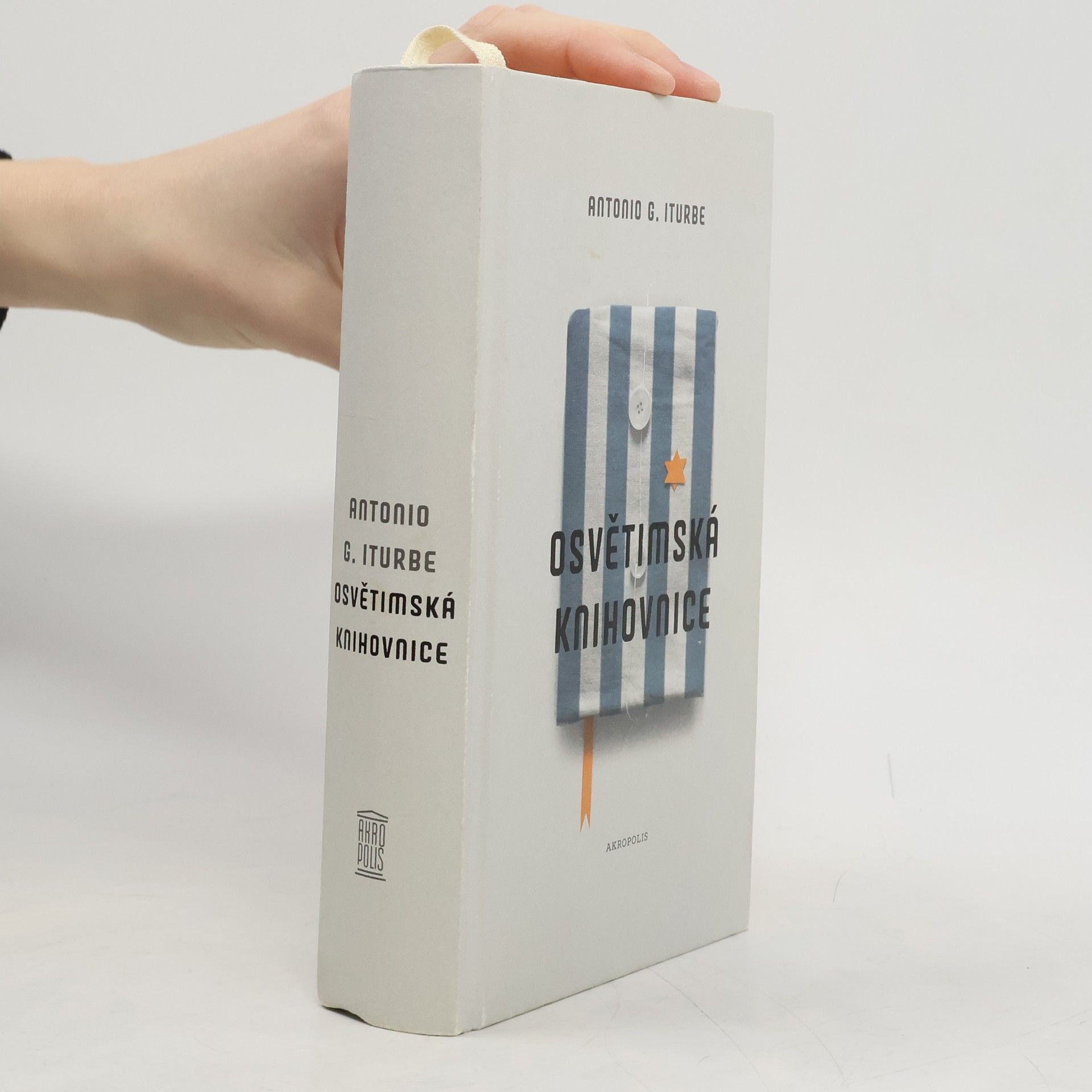 Antonio Iturbe Osvětimská knihovnice