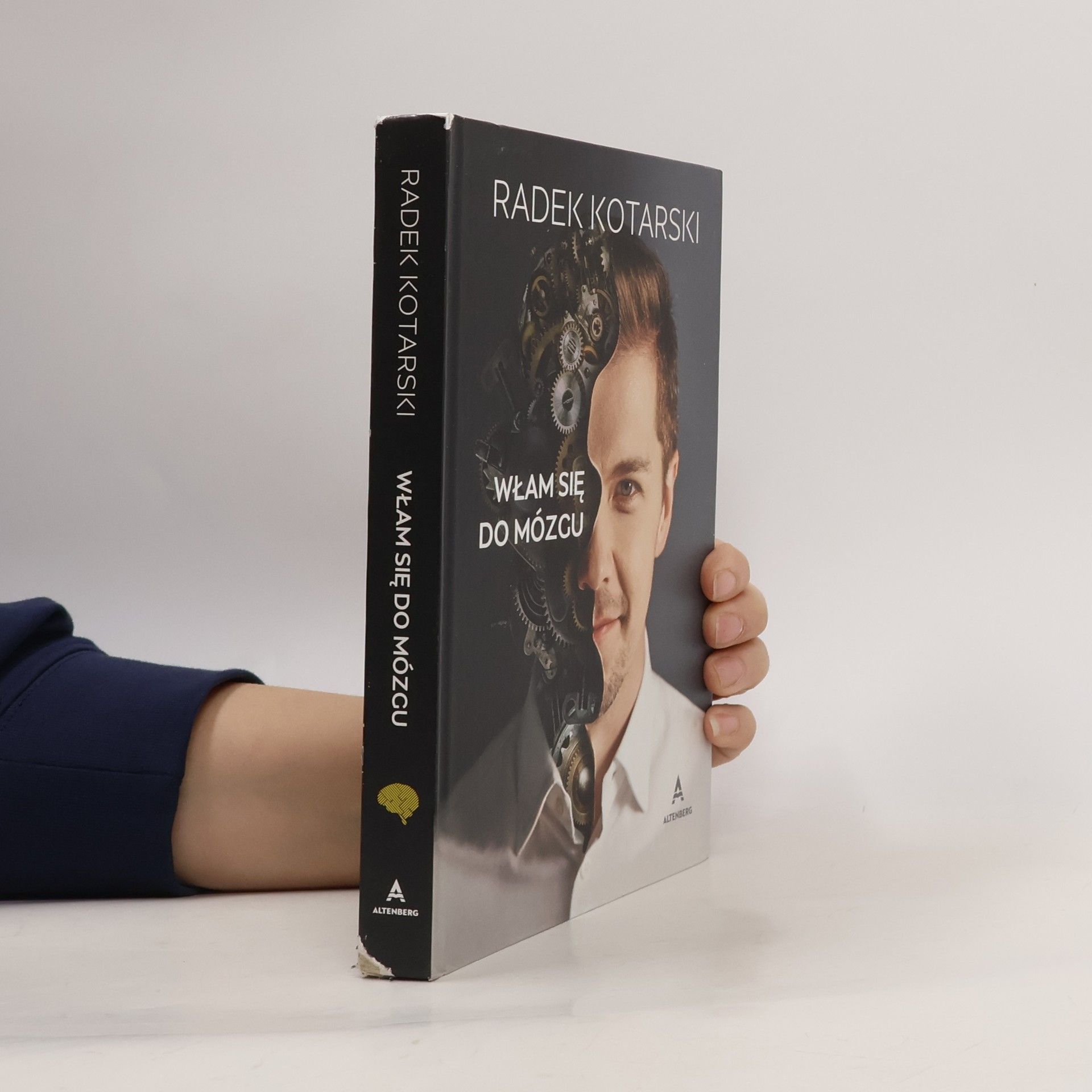 Włam się do mózgu