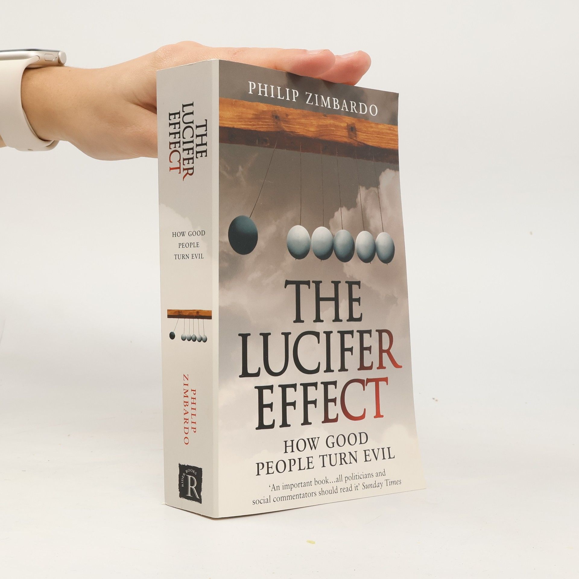 Philip Zimbardo The Lucifer effect. How good people turn evil