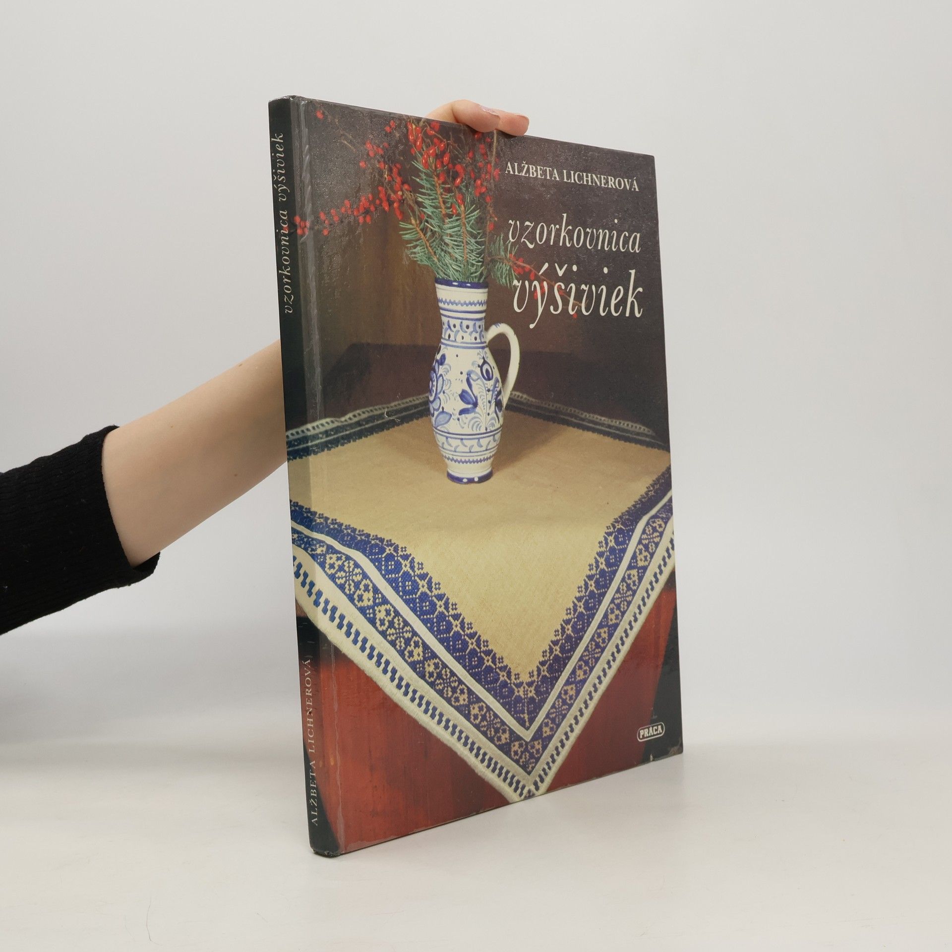 Vzorkovnica výšiviek