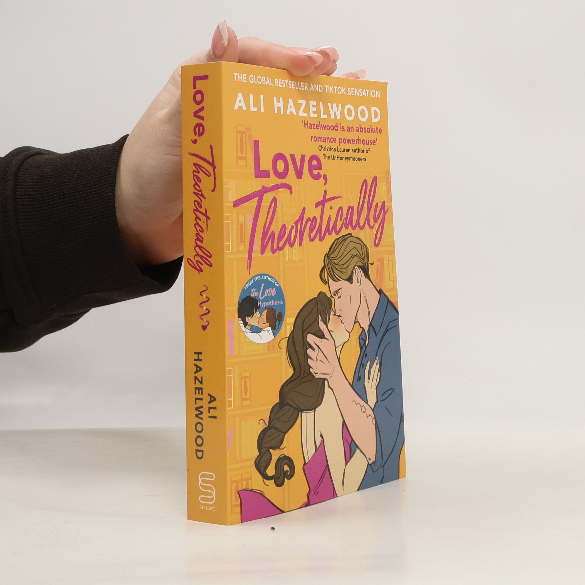 Ali Hazelwood Love, Theoretically