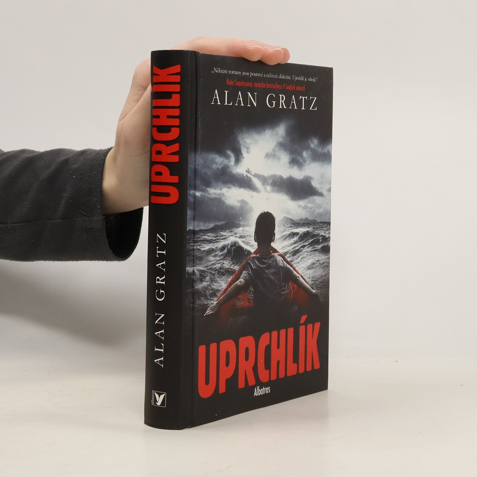 Alan Gratz Uprchlík