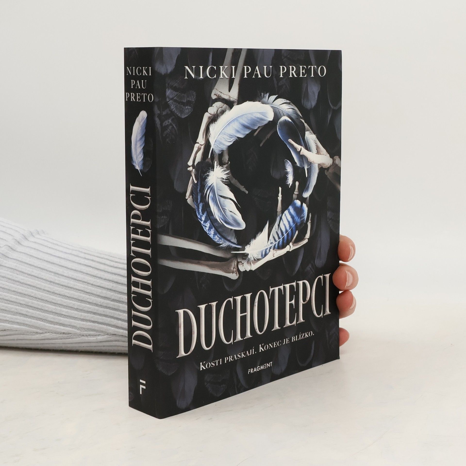 Nicki Pau Preto Duchotepci