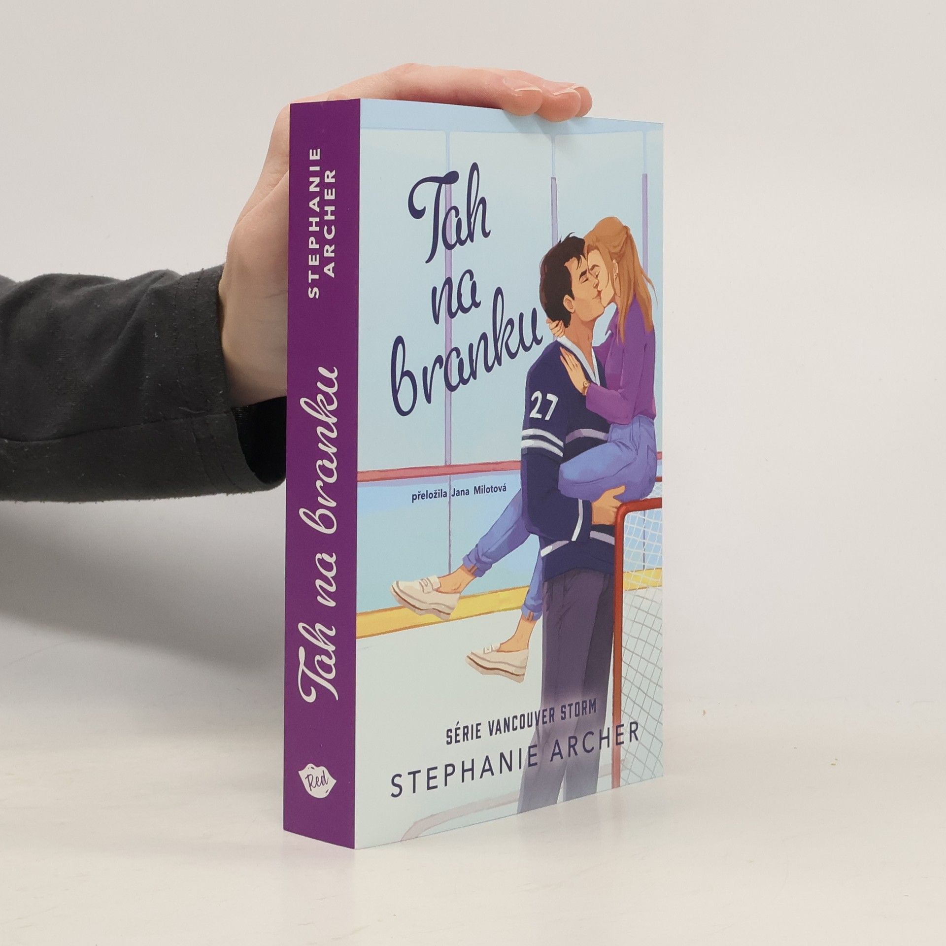 Stephanie Archer Tah na branku