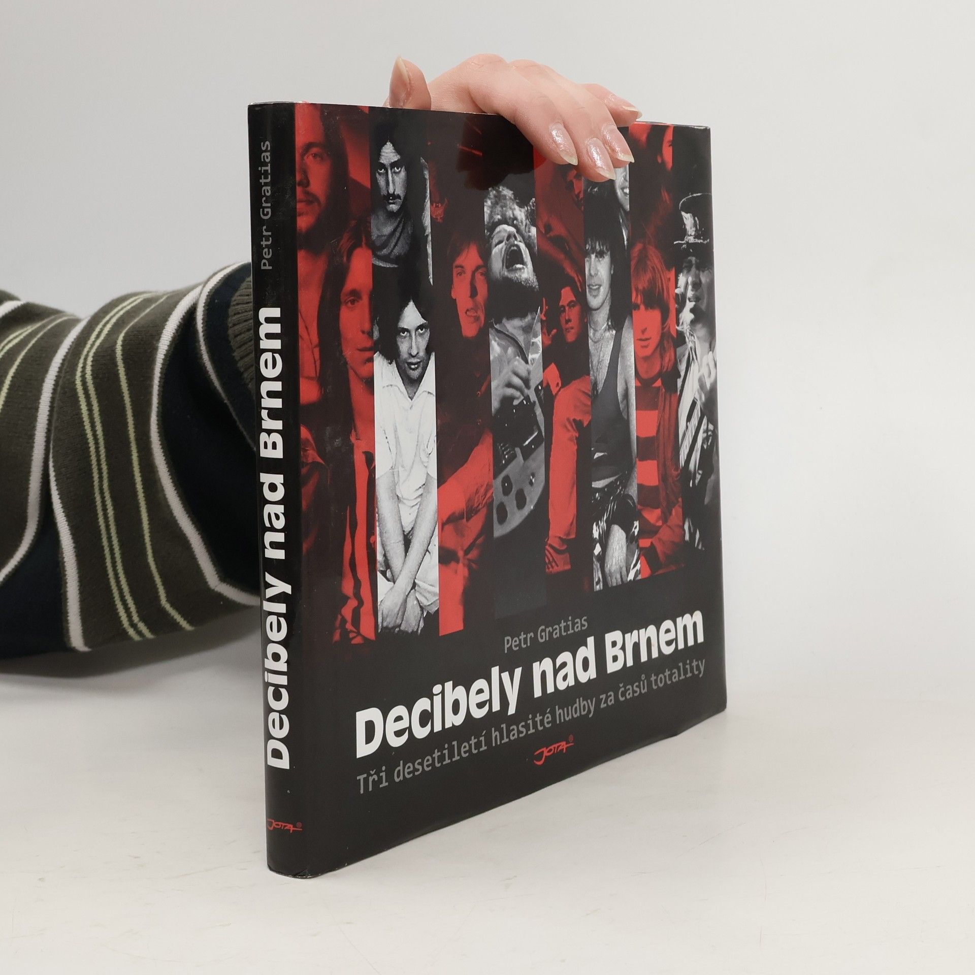 Petr Gratias Decibely nad Brnem