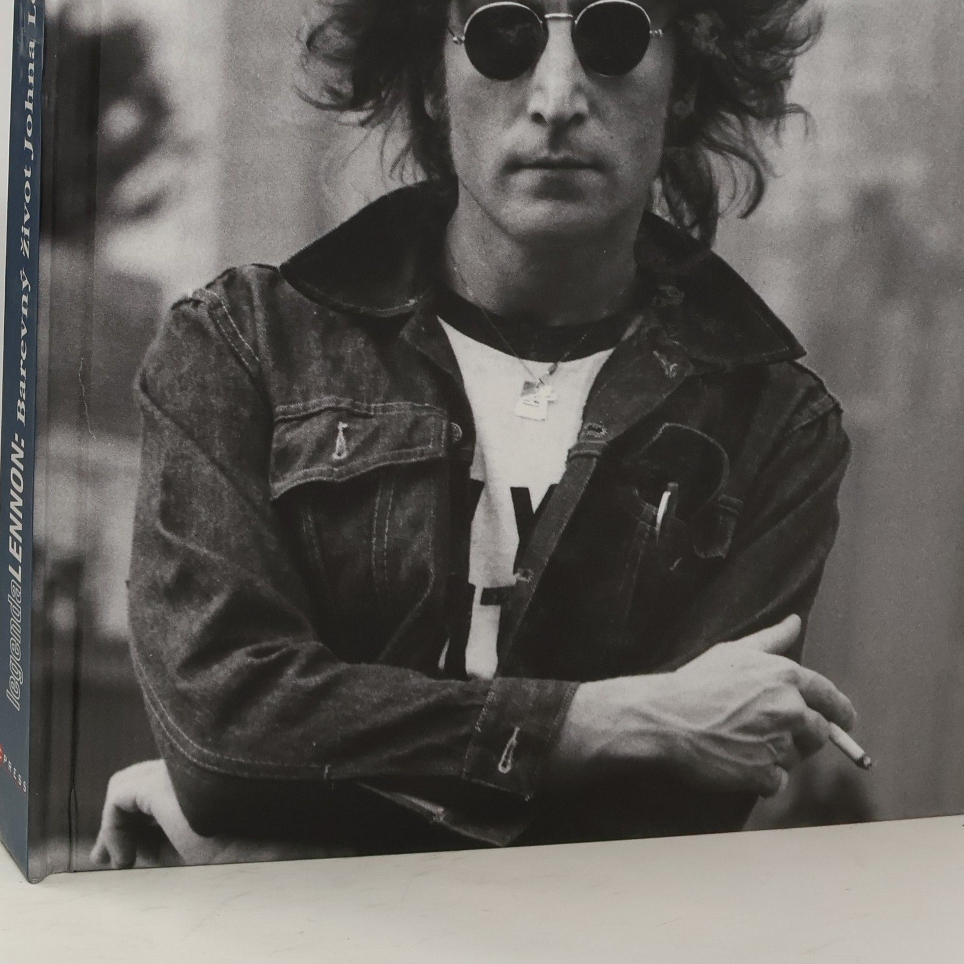 James Henke Legenda Lennon. Barevný život Johna Lennona