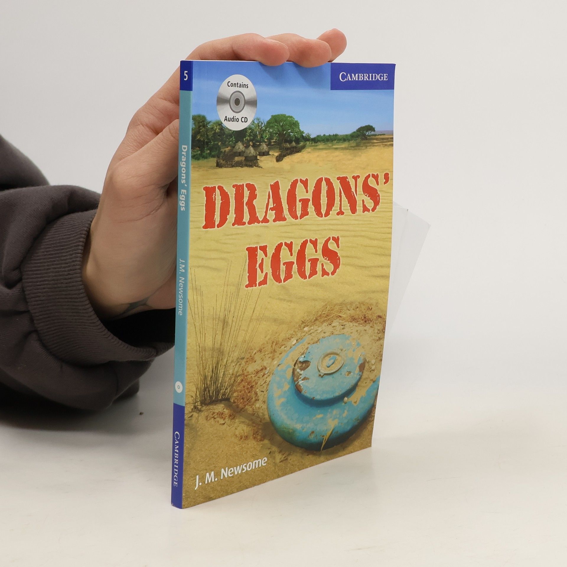 J. M. Newsome Cambridge English Readers - 5: Dragons' Eggs Upper-Intermediate with Audio CDs (3)