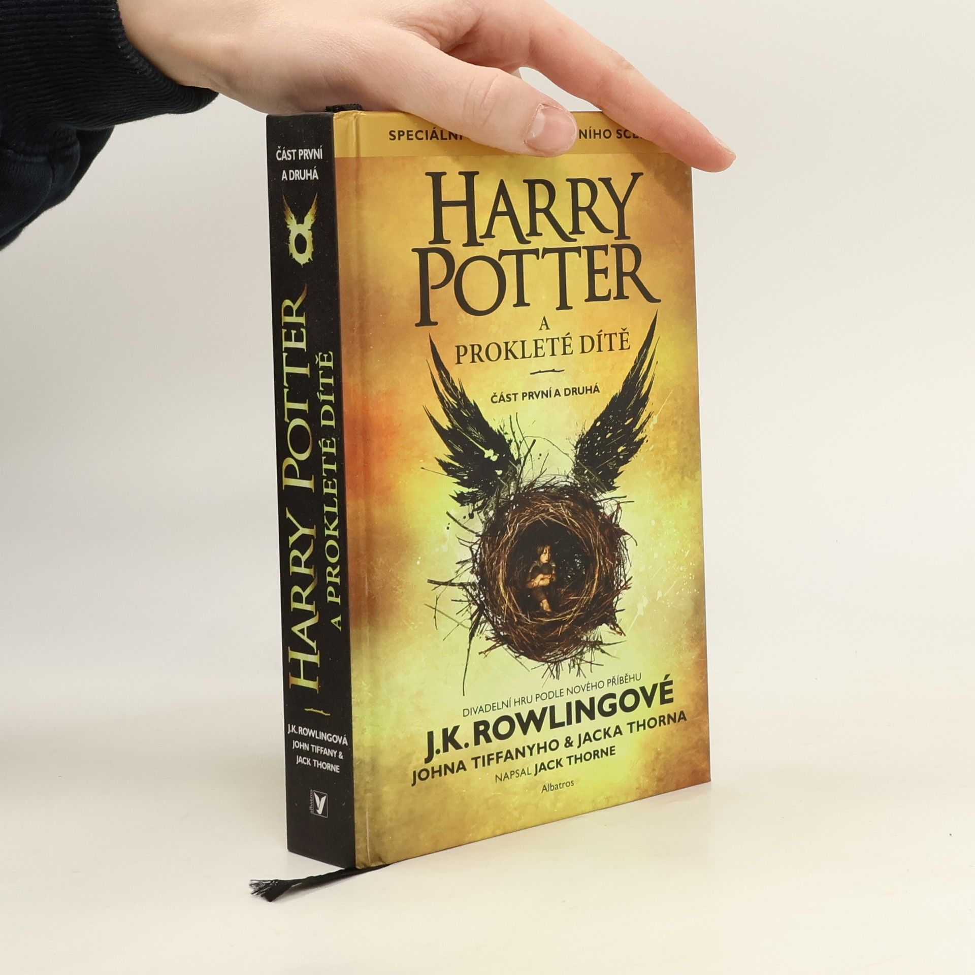 Jack Thorne Harry Potter a prokleté dítě