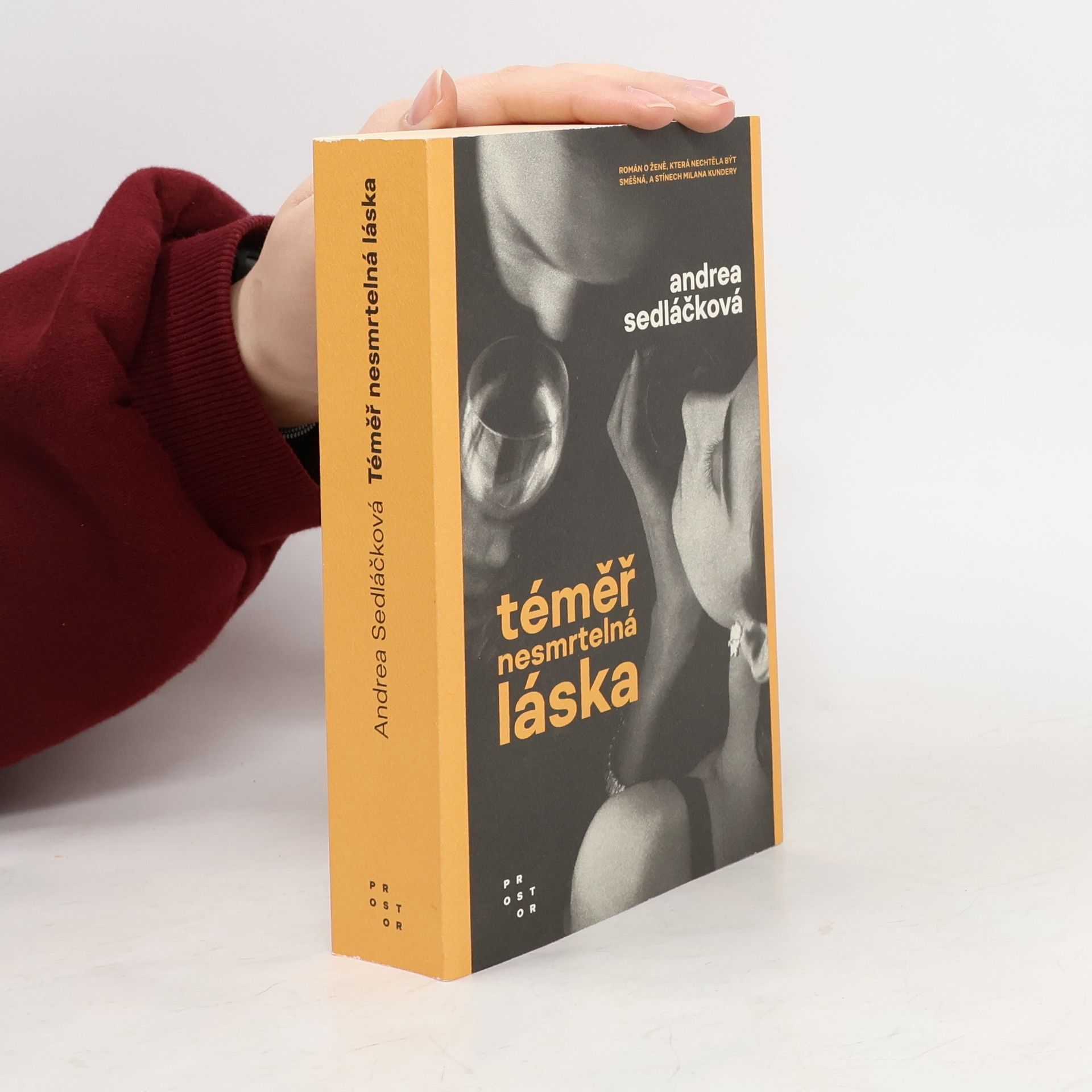 Téměř nesmrtelná láska