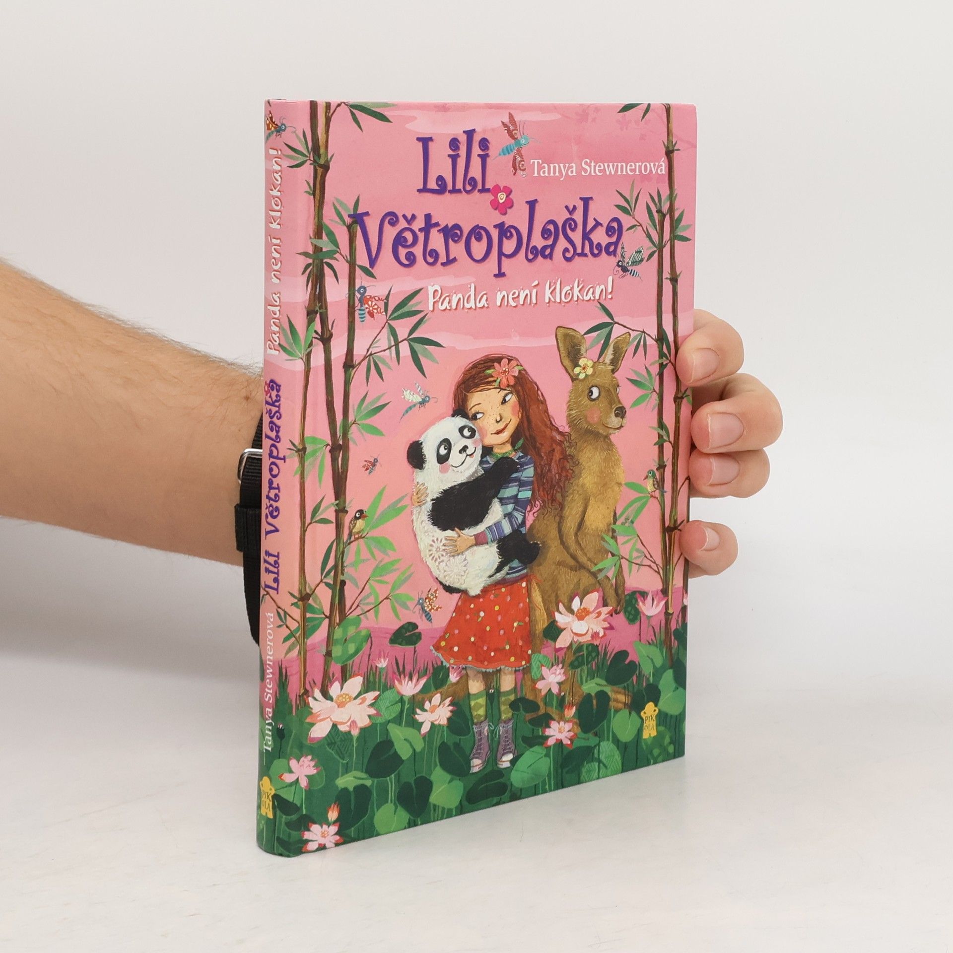 Tanya Stewner Lili Větroplaška. Panda není klokan!