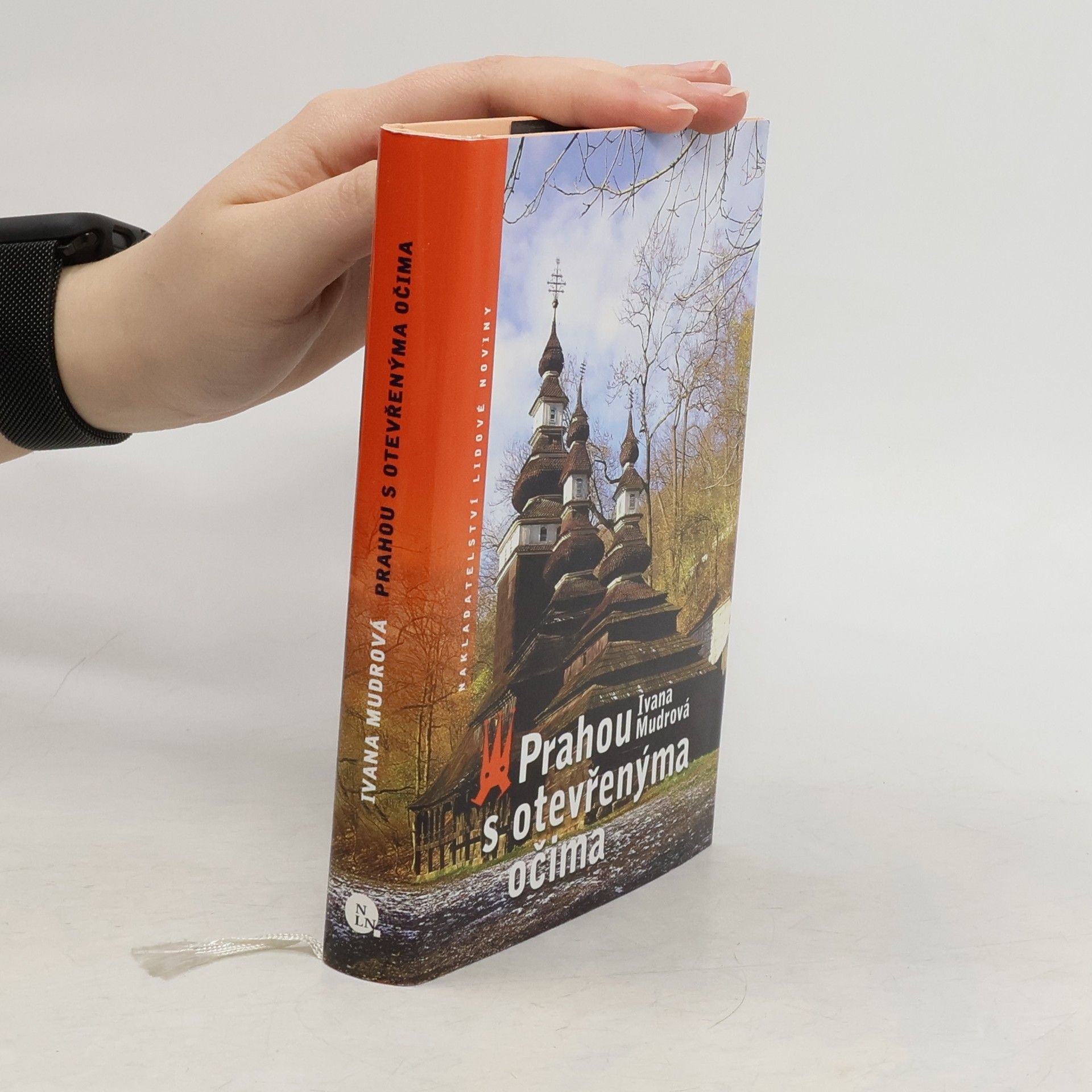 Ivana Mudrová Prahou s otevřenýma očima