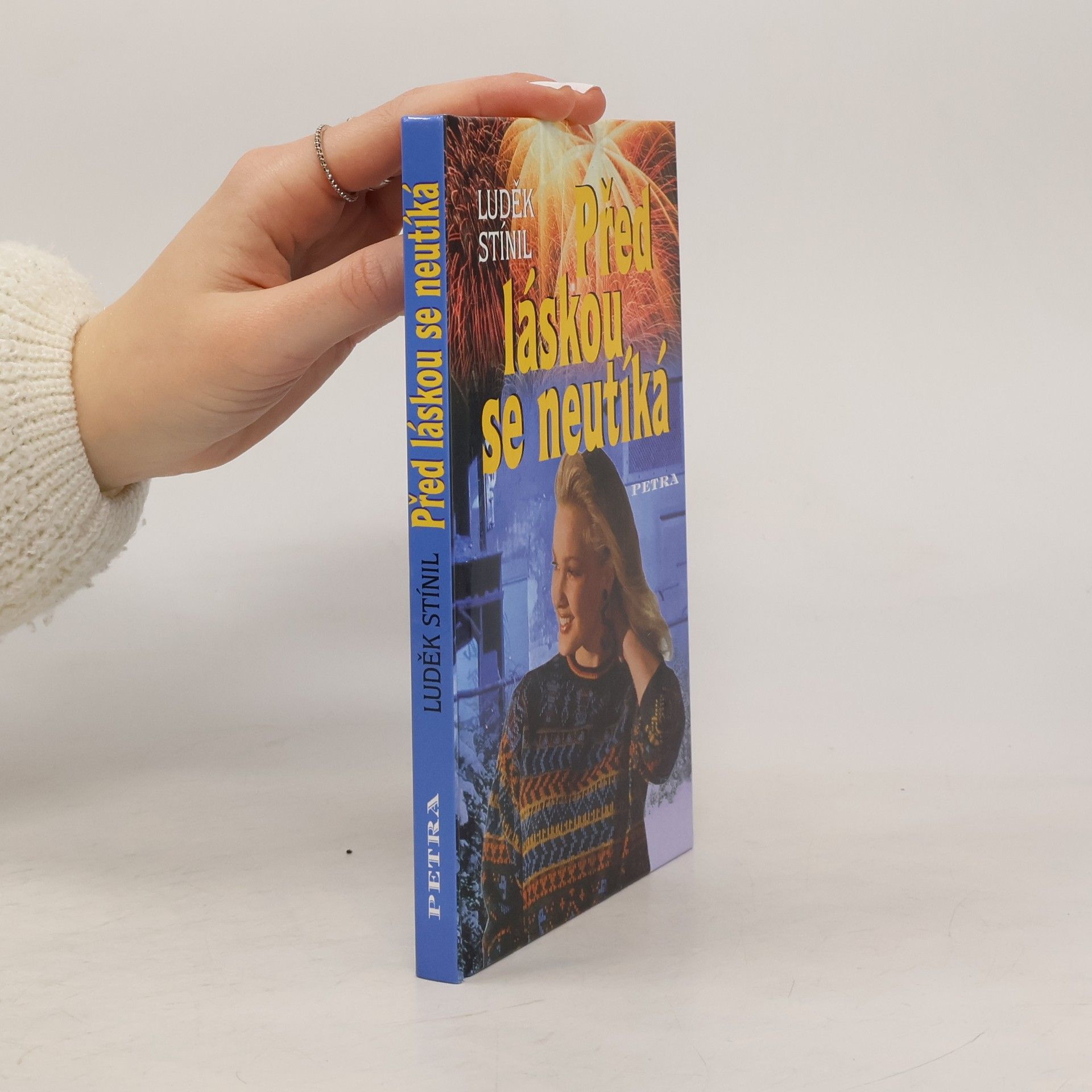 Před láskou se neutíká