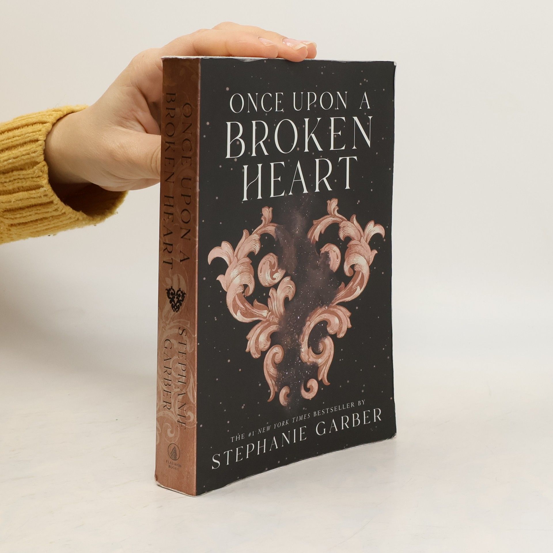Stephanie Garber Once Upon a Broken Heart