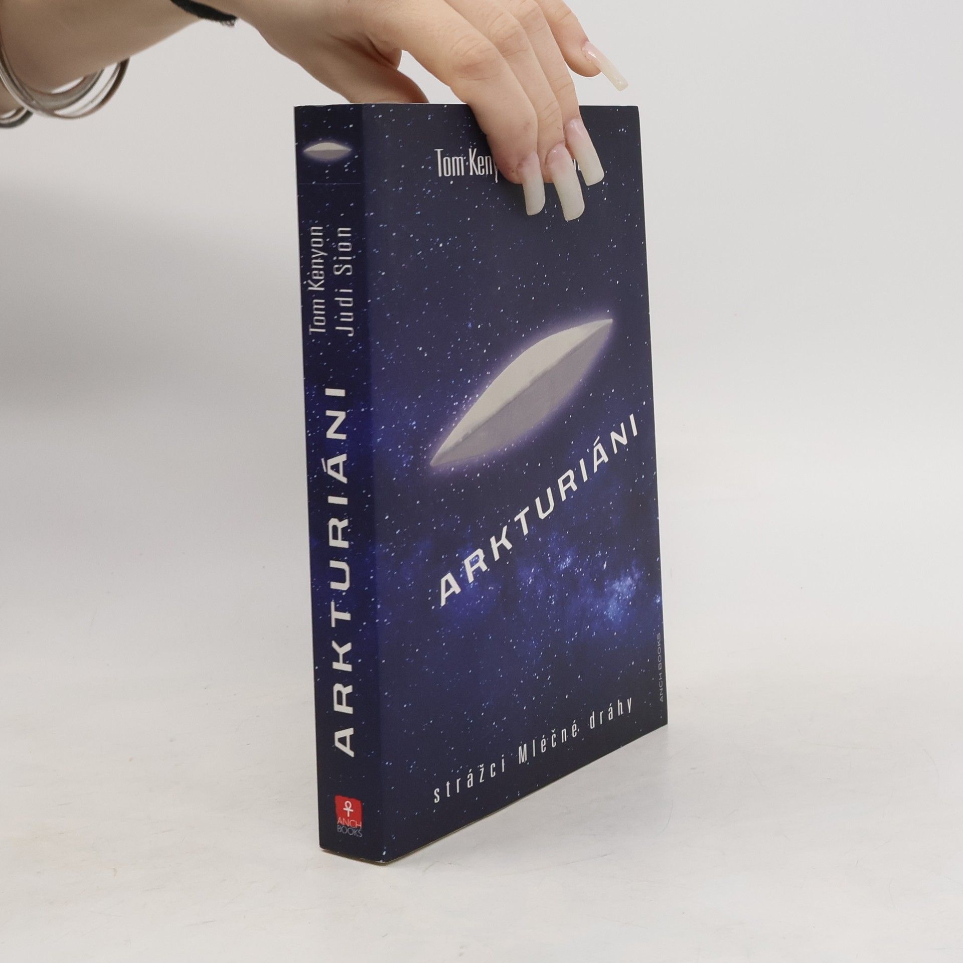 Arkturiáni. Strážci Mléčné dráhy