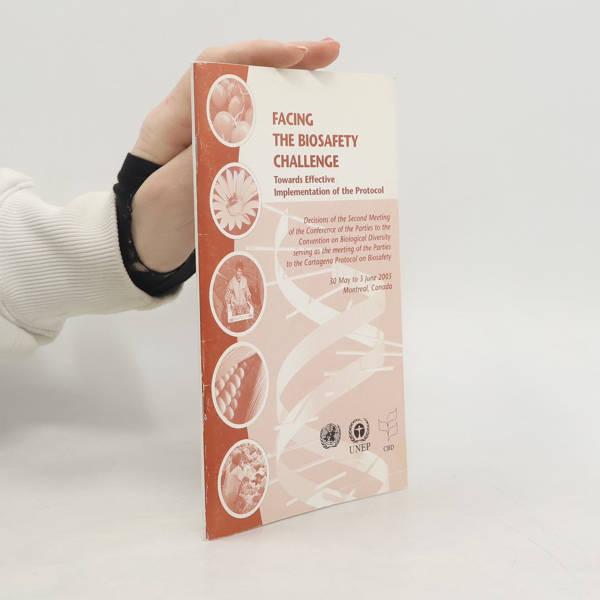 Collectif d'auteurs Facing the Biosafety Challenge