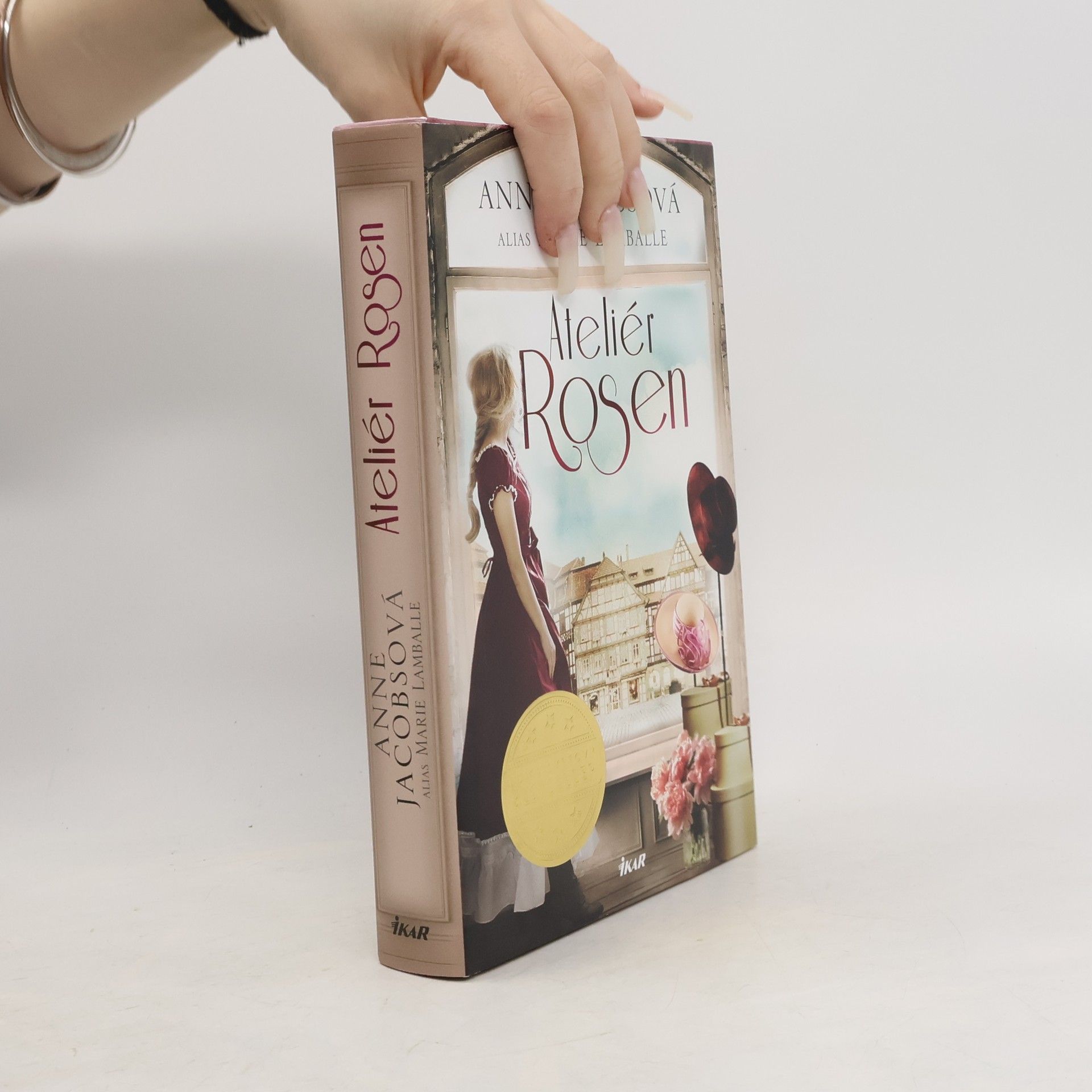 Ateliér Rosen. Modistky z Tržní uličky