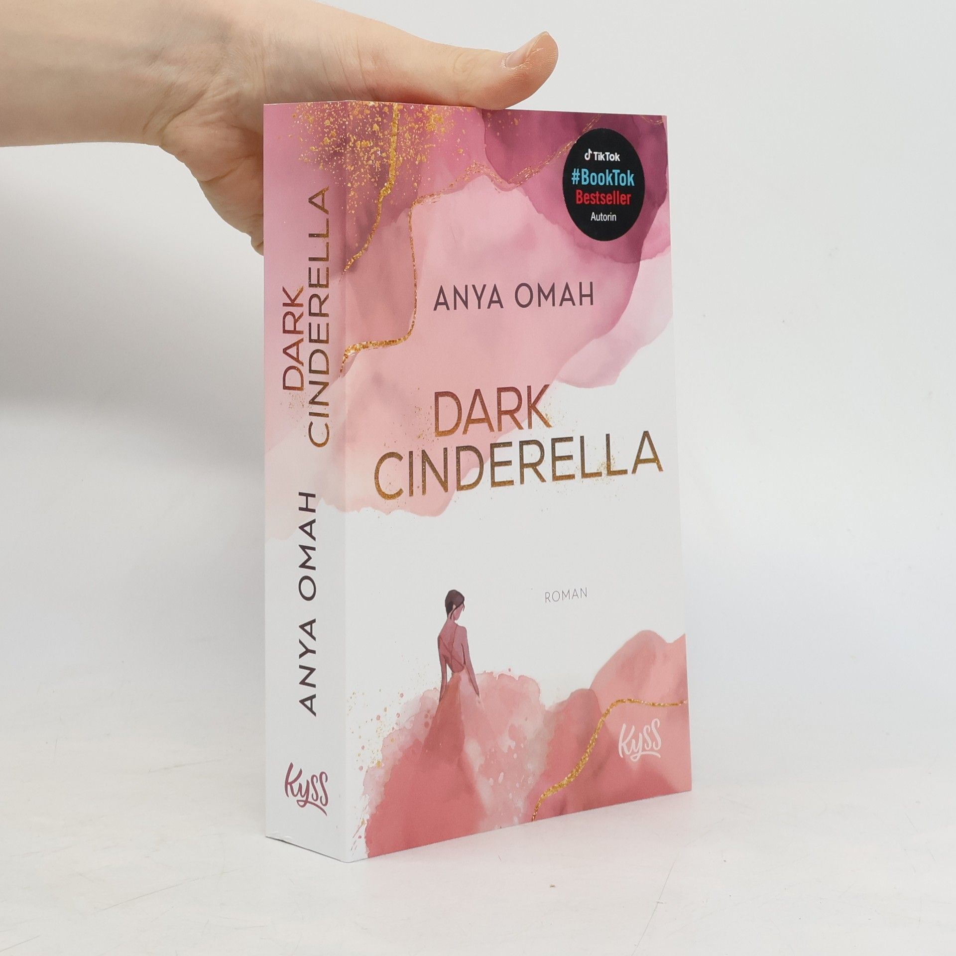 Anya Omah Dark Cinderella