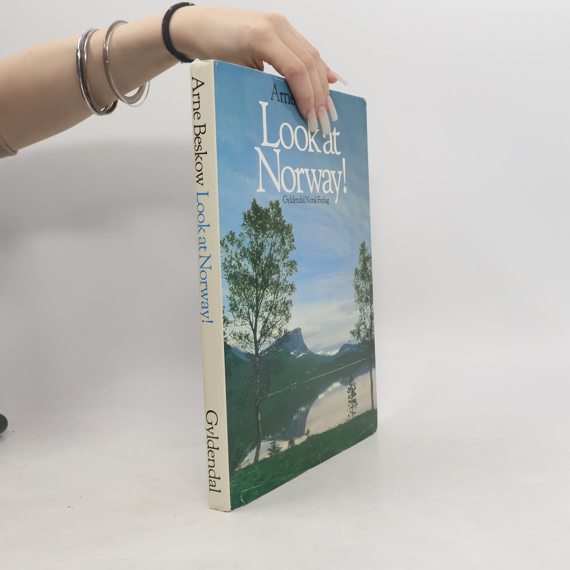 Arne Beskow Look at Norway!