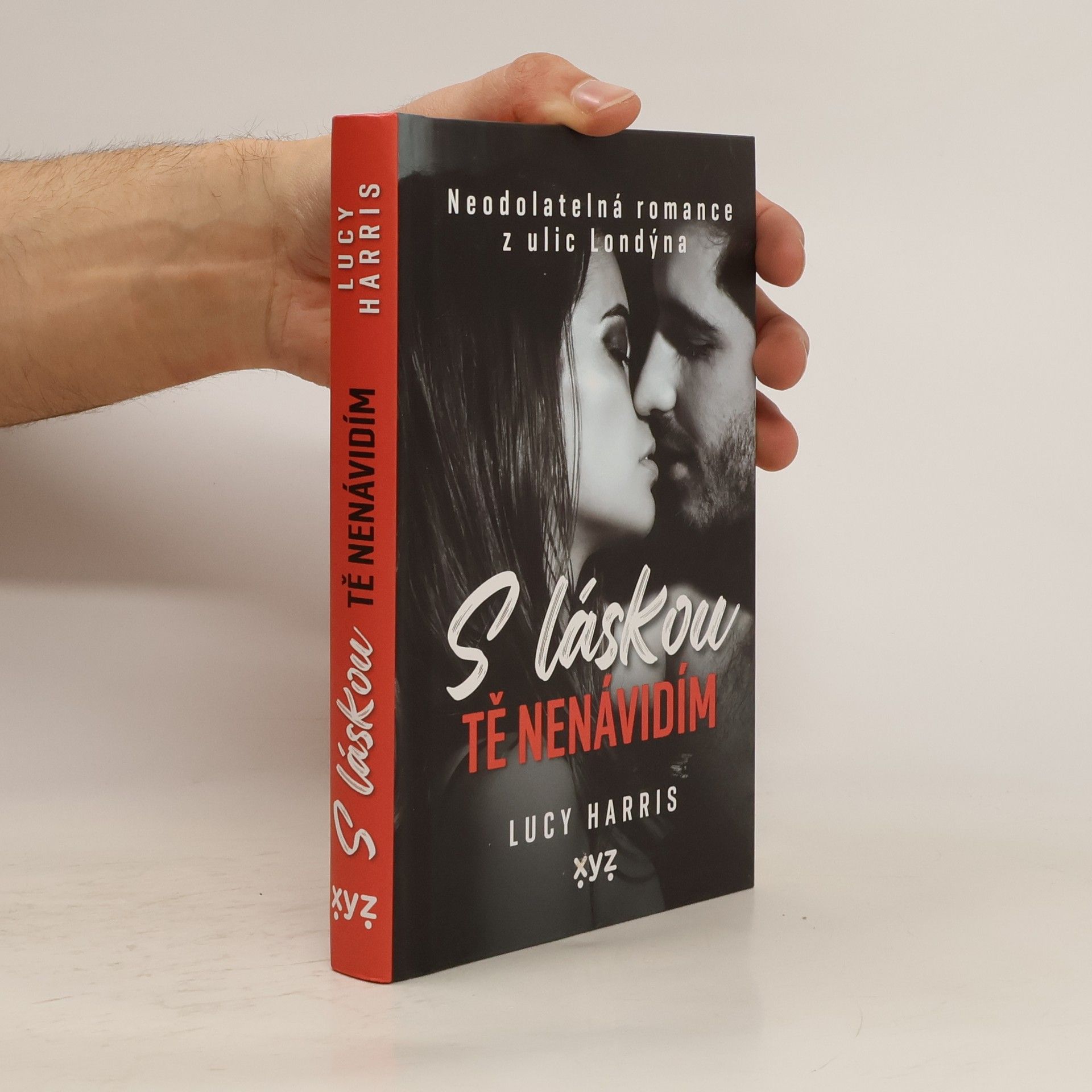 Lucy Harris S láskou tě nenávidím