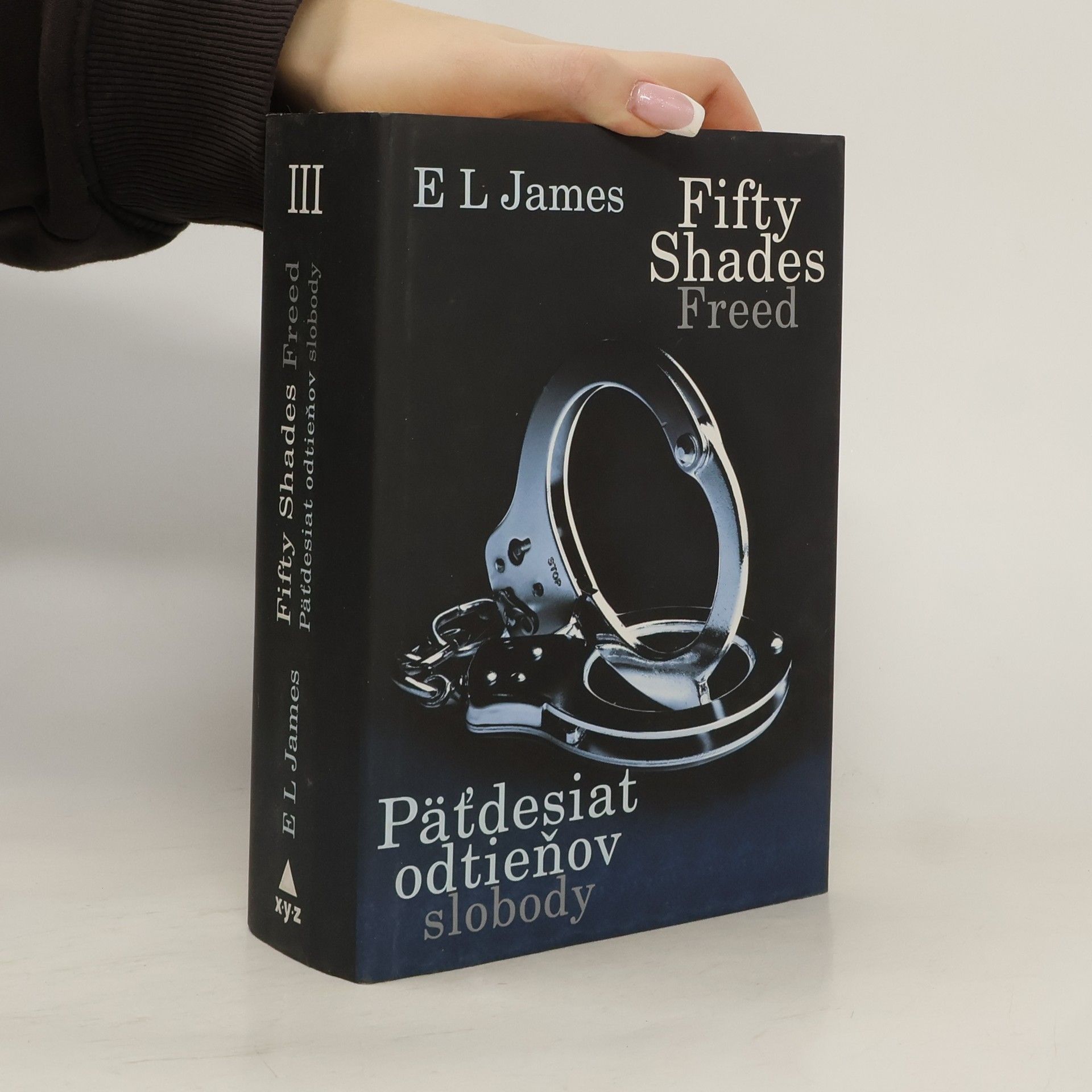 E L James Päťdesiat odtieňov slobody