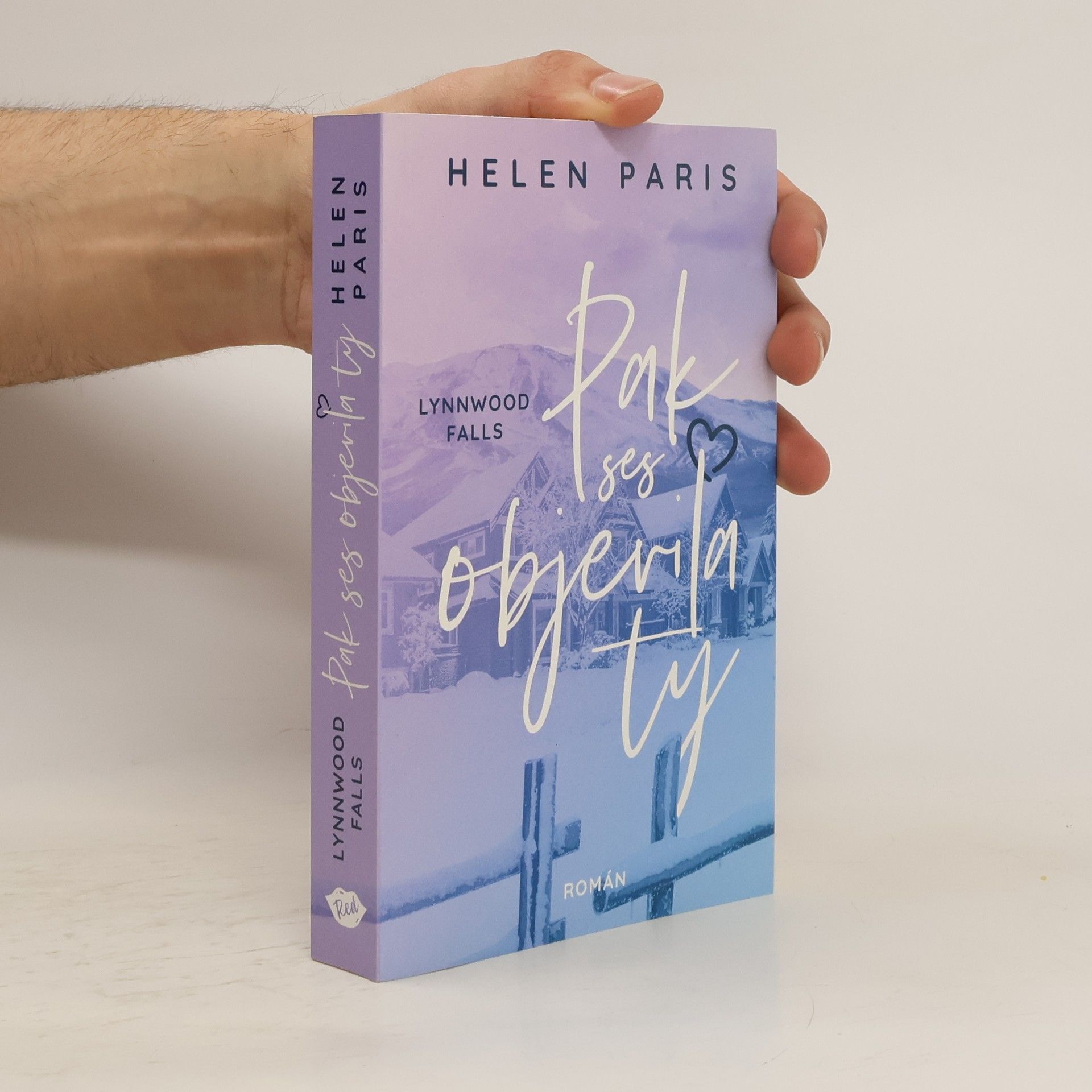 Helen Paris Pak ses objevila ty