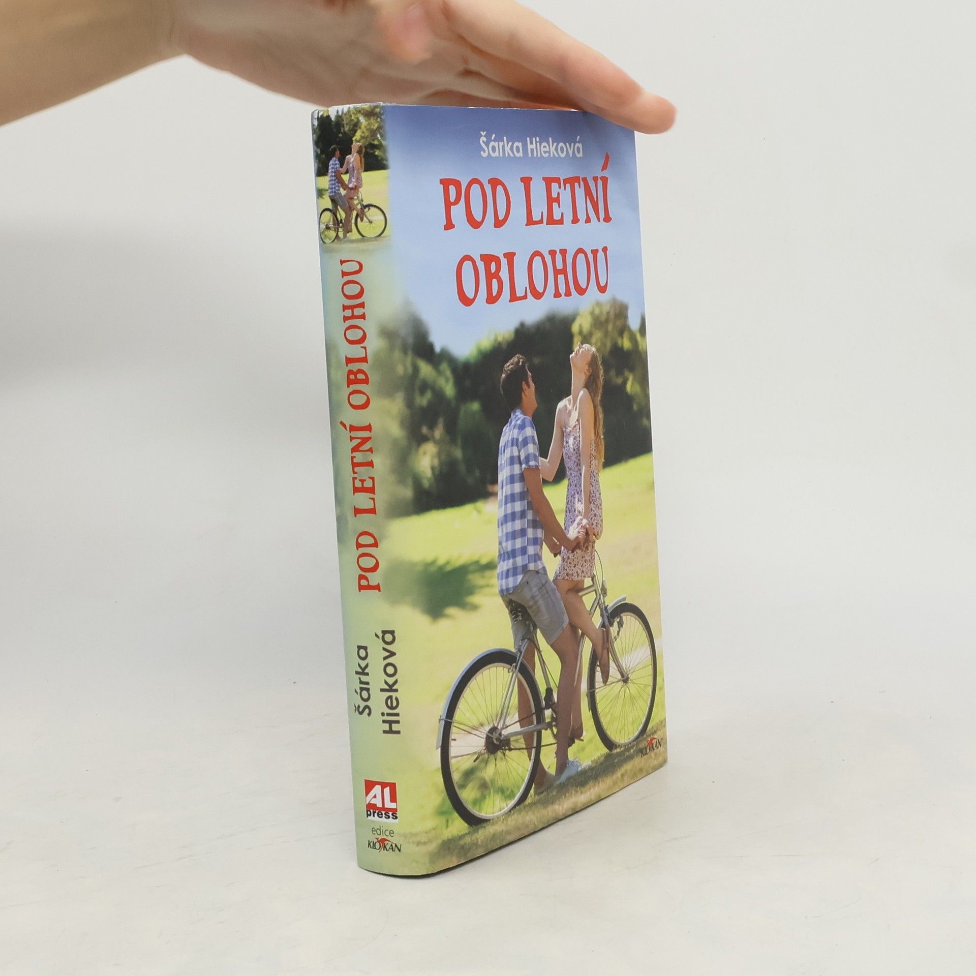 Sarah Parsley Pod letní oblohou