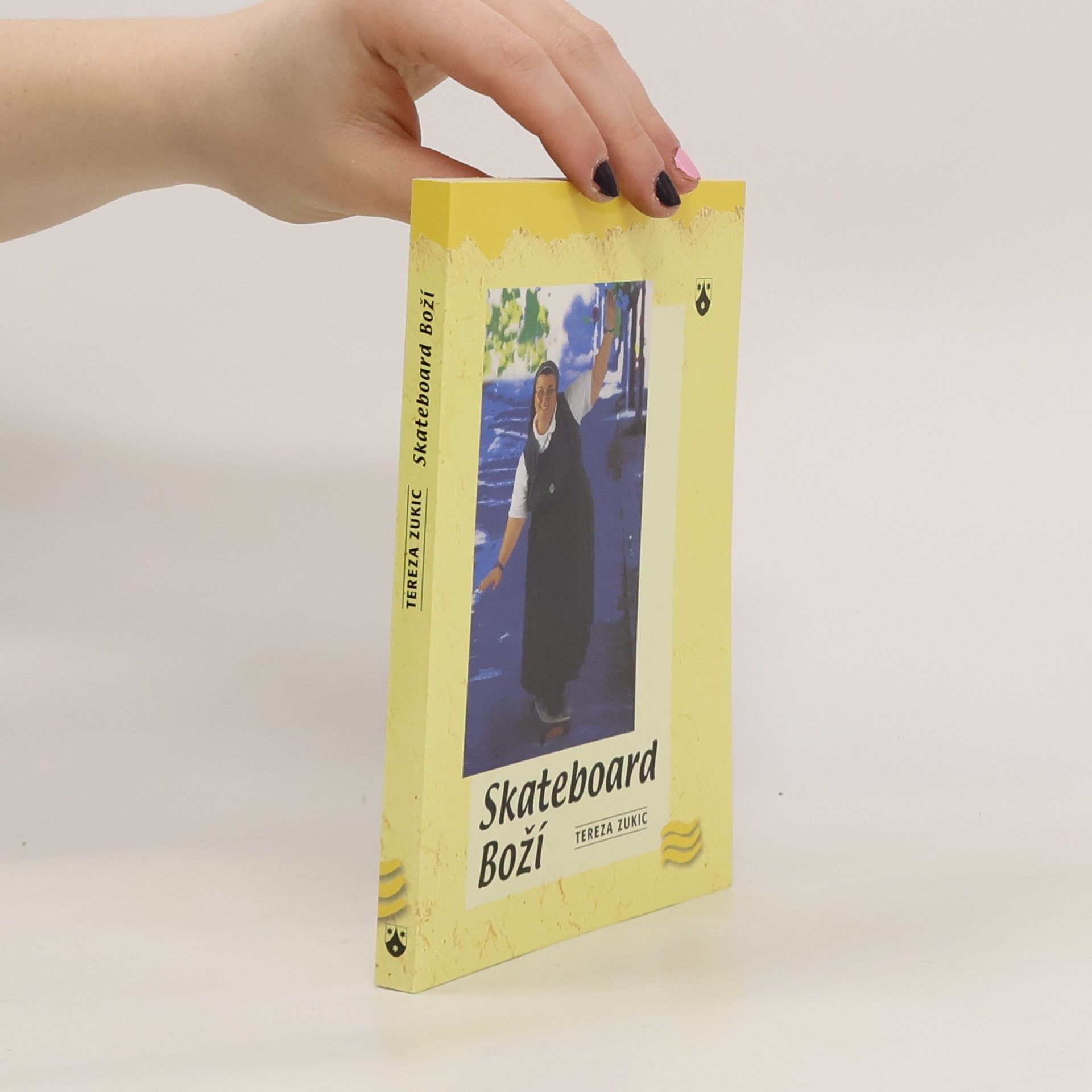Teresa Zukic Skateboard Boží