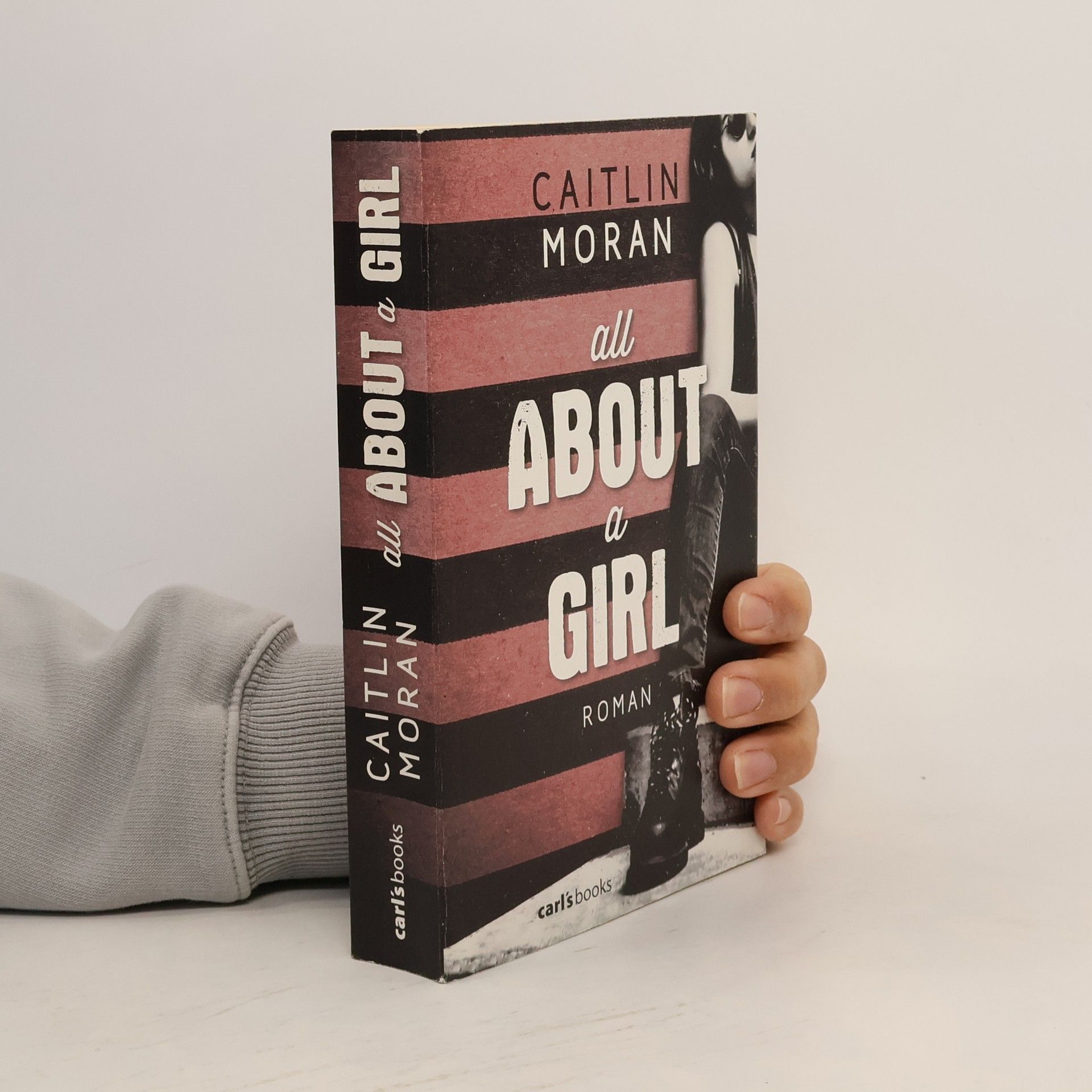 Caitlin Moran All about a girl