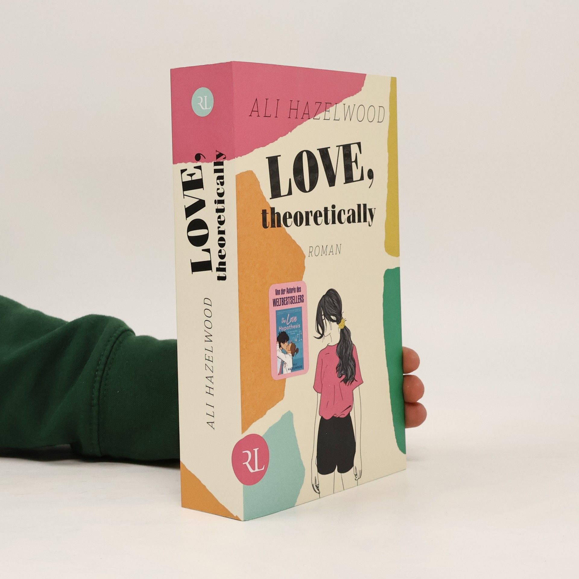 Ali Hazelwood Love, theoretically