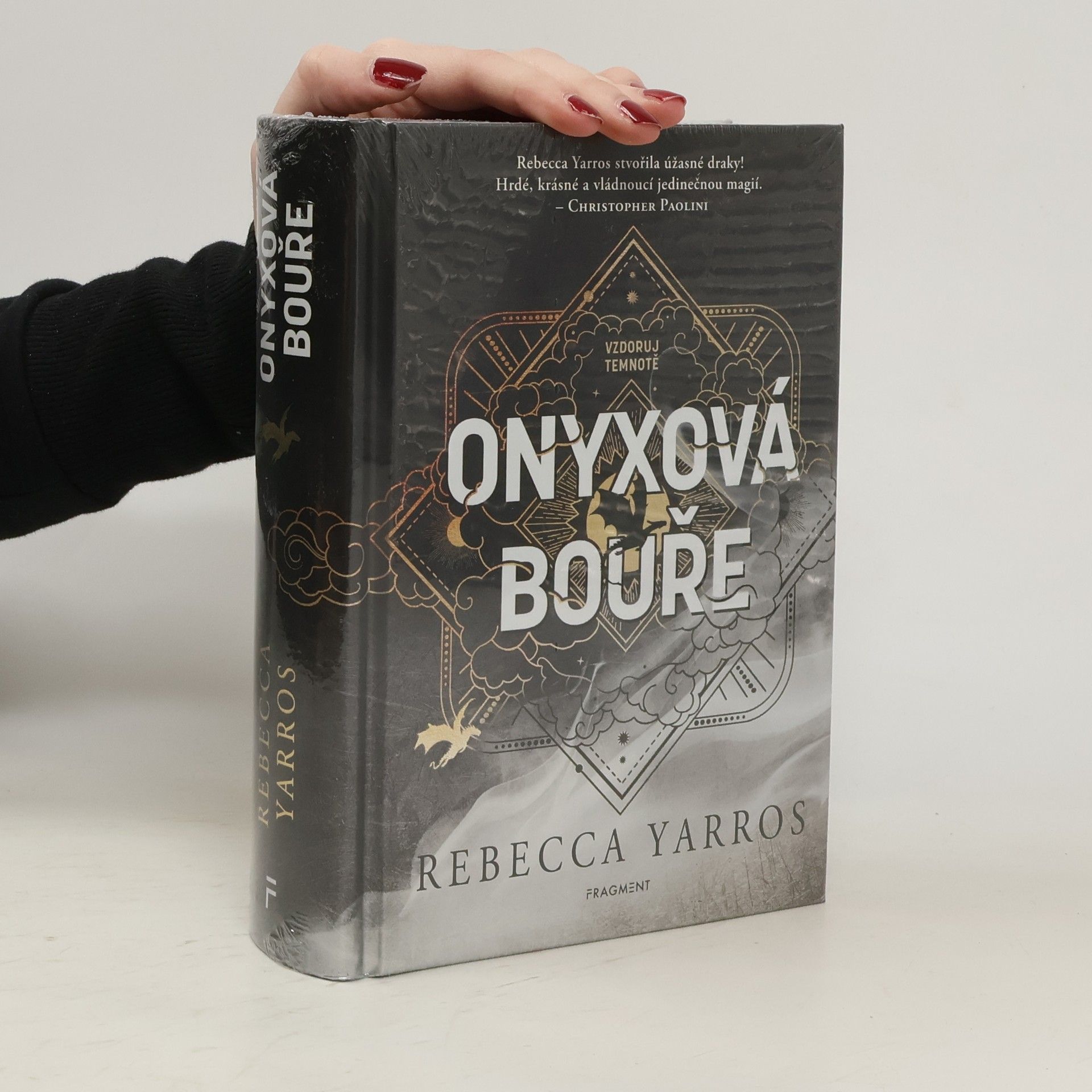 Rebecca Yarros Onyxová bouře