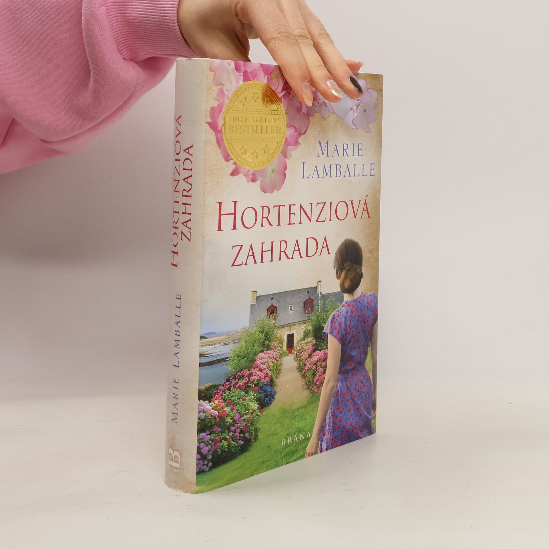 Anne Jacobs Hortenziová zahrada