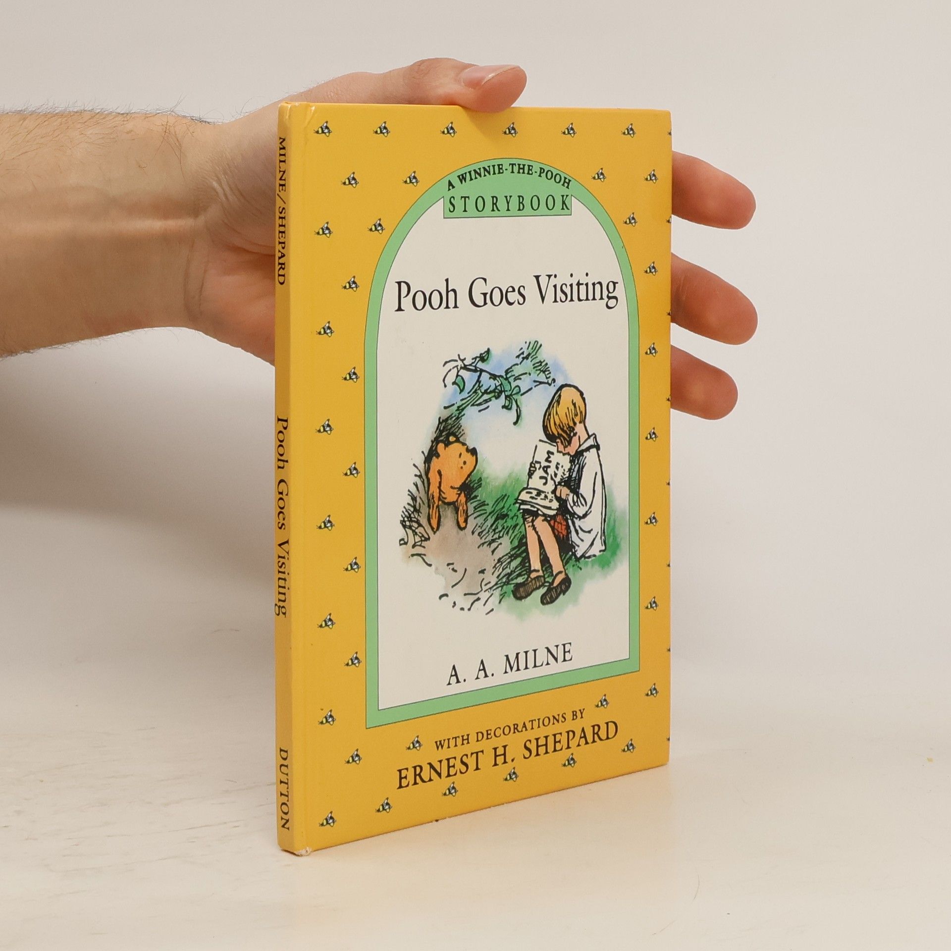 A. A. Milne A Winnie-the-Pooh Storybook: Pooh Goes Visiting