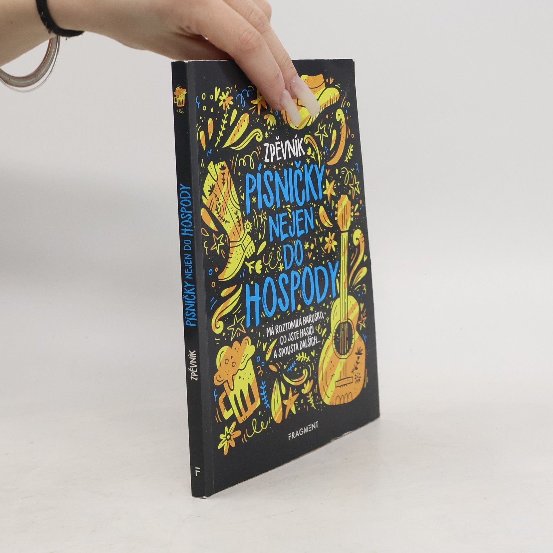 Various authors Zpěvník : Písničky nejen do hospody