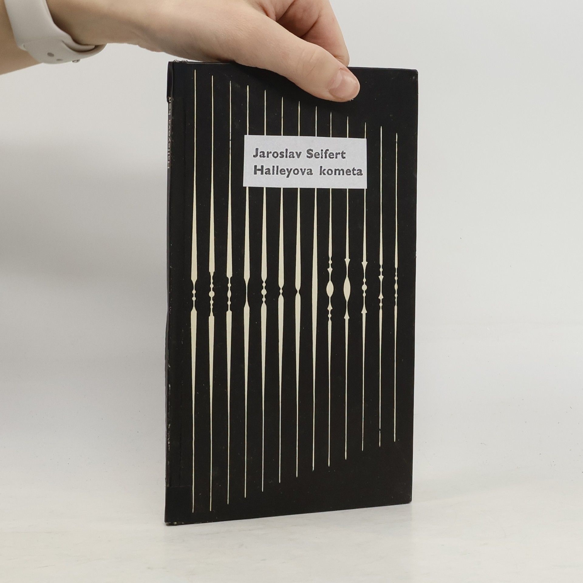 Jaroslav Seifert Halleyova kometa