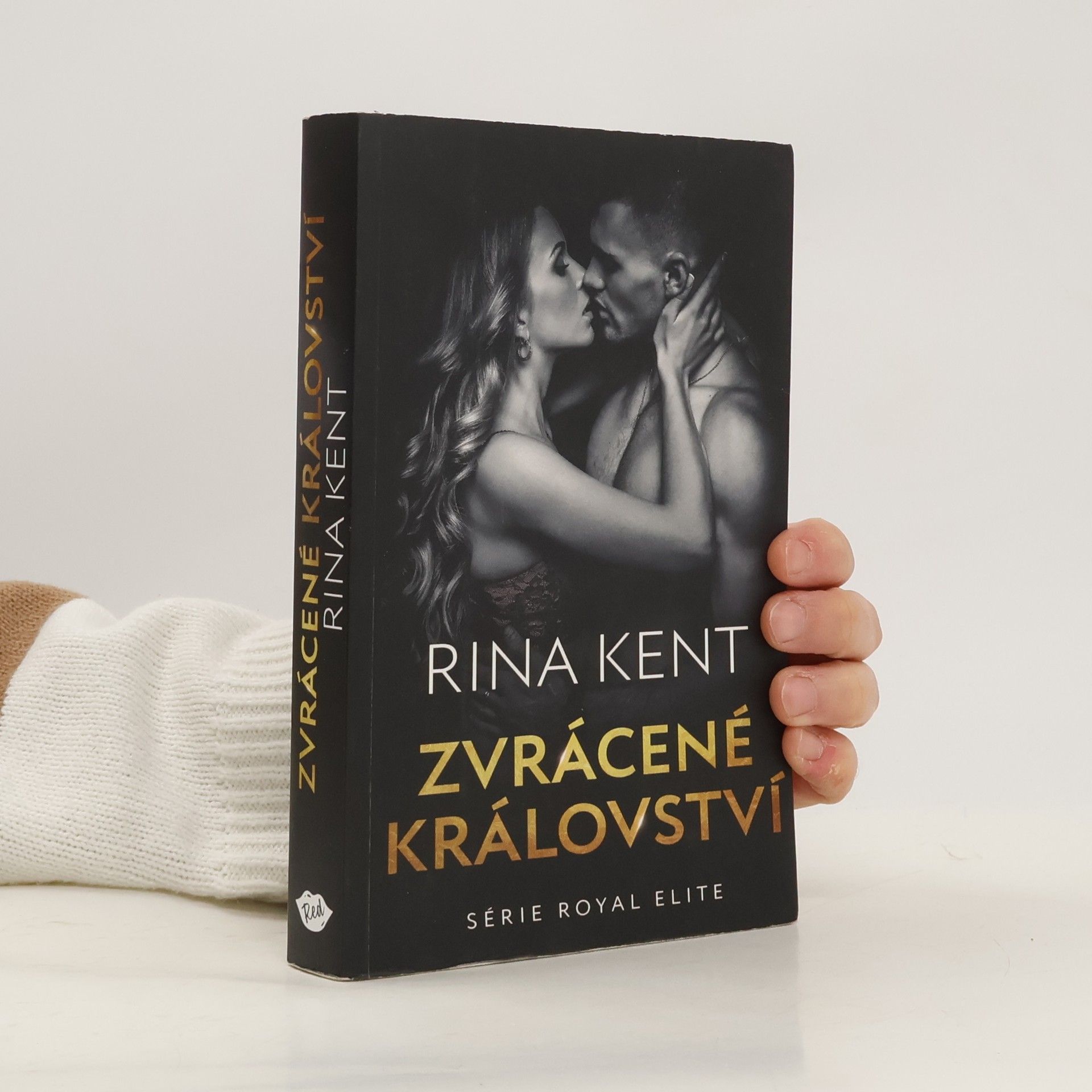 Rina Kent Zvrácené království