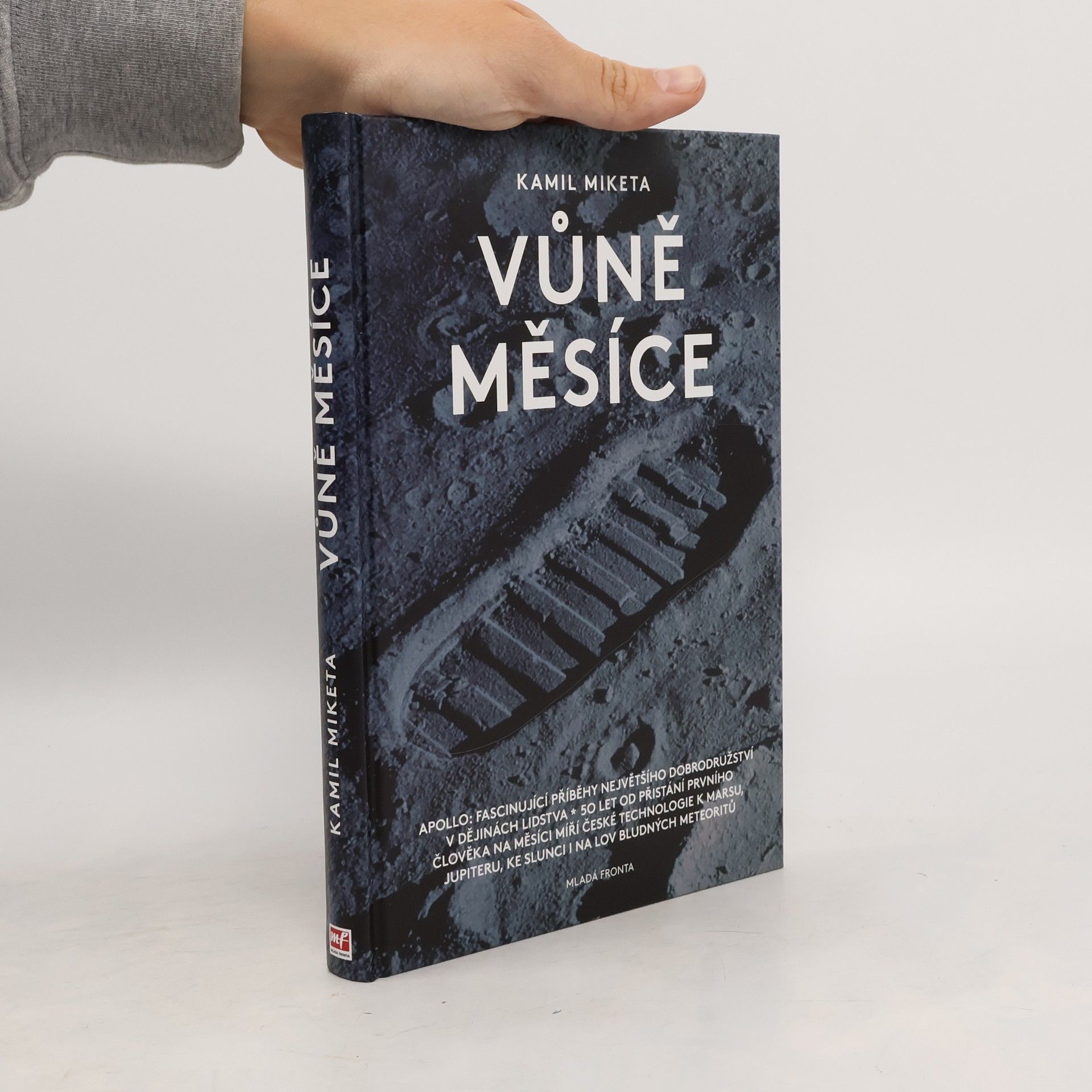 Kamil Miketa Vůně Měsíce