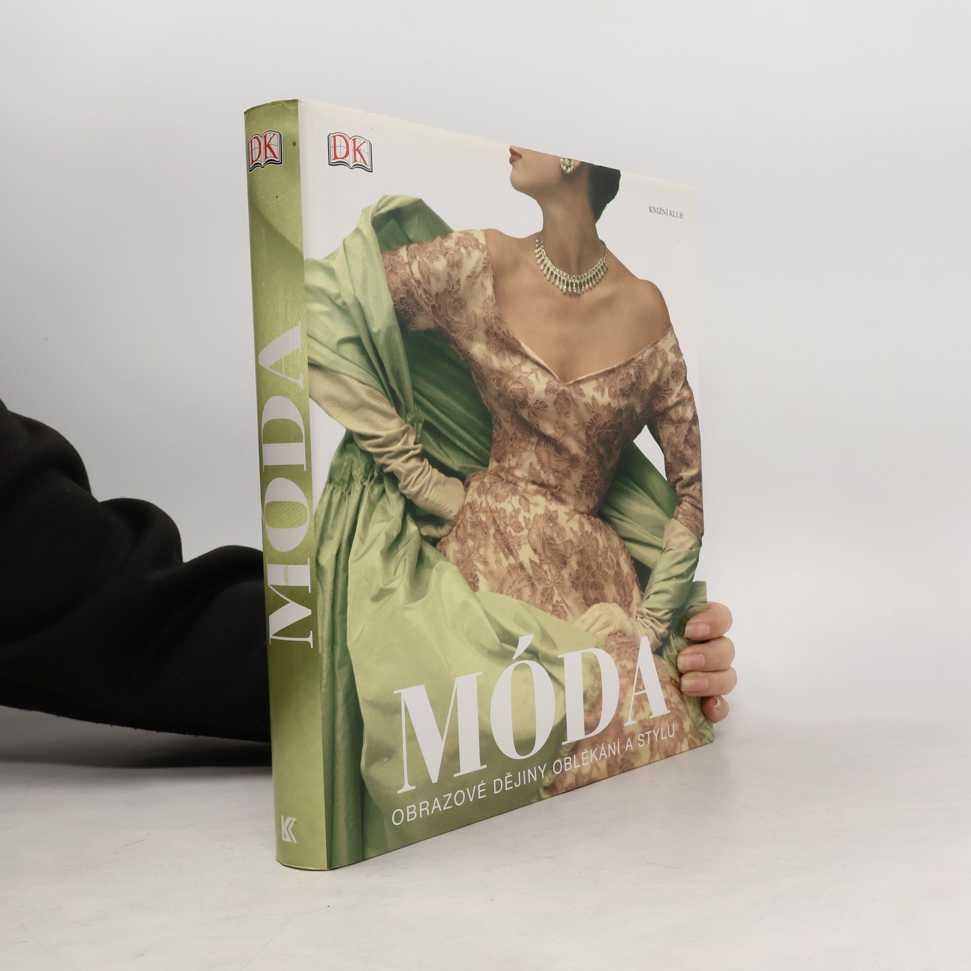 Adéla Bartlová Móda: Obrazové dějiny oblékání a stylu