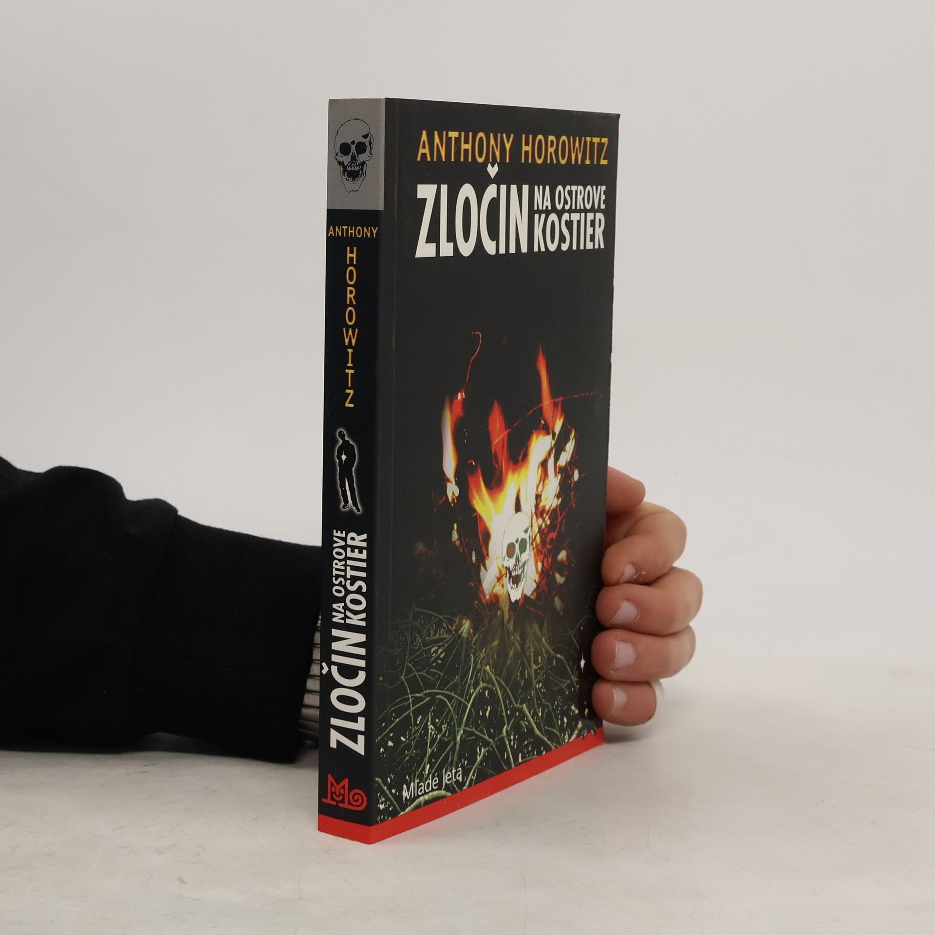 Anthony Horowitz Zločin na Ostrove kostier