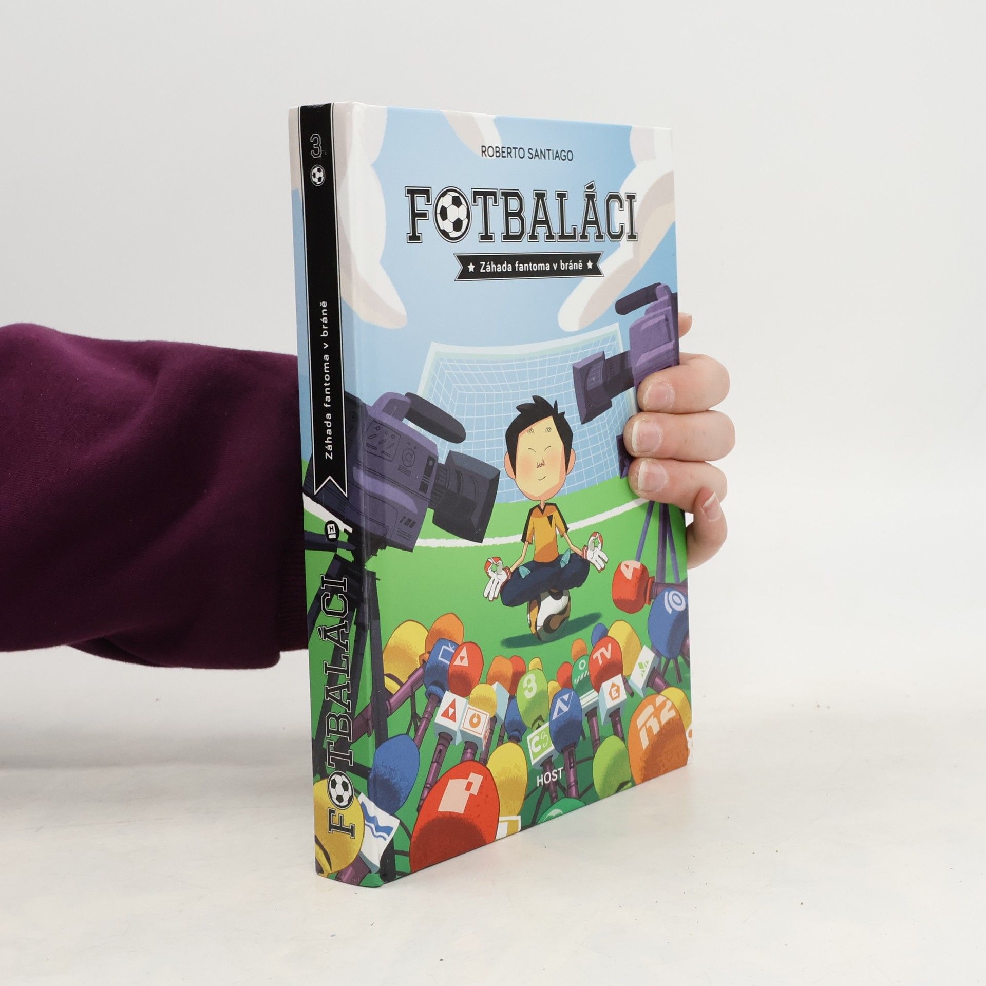 Roberto Santiago Fotbaláci. Záhada fantoma v bráně