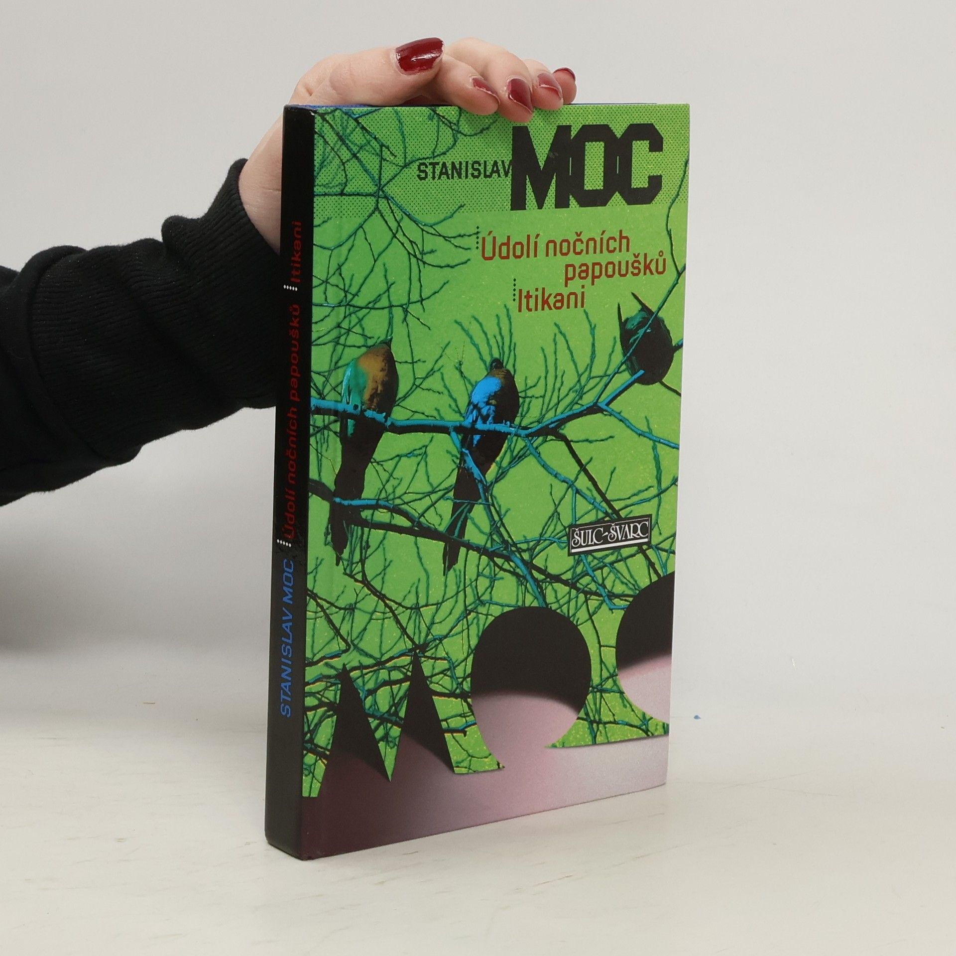 Údolí nočních papoušků. Itikani