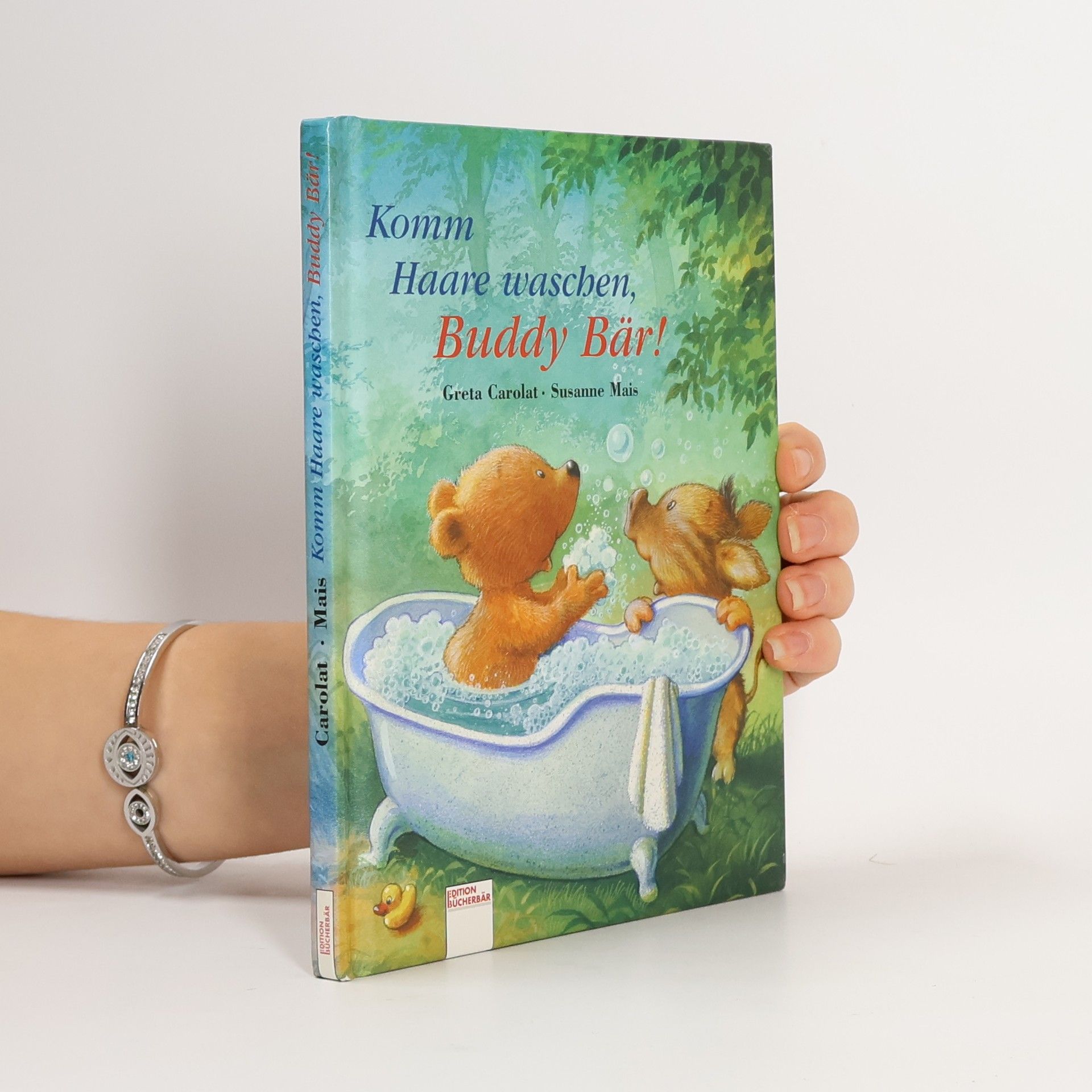 Komm Haare waschen, Buddy Bär!