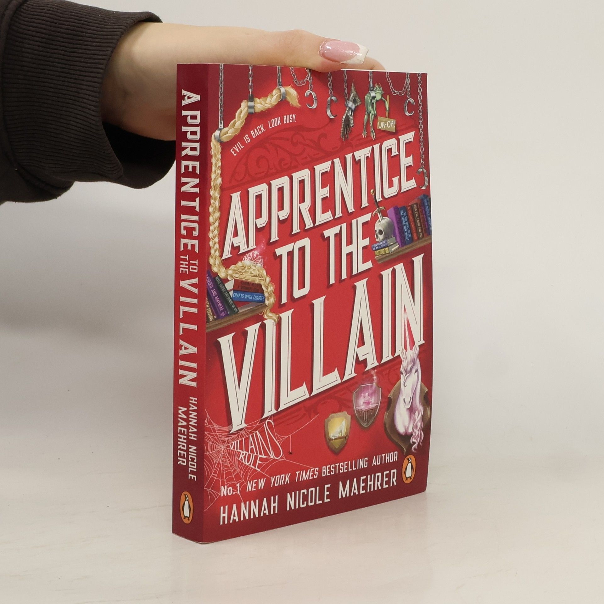 Hannah Nicole Maehrer Apprentice to the Villain