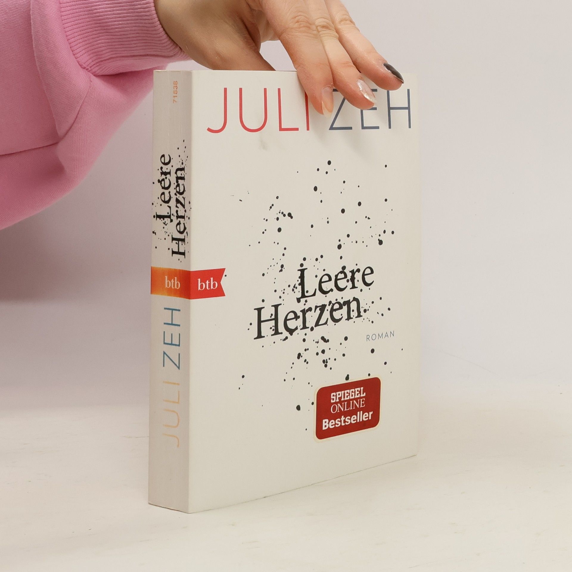Juli Zeh Leere Herzen