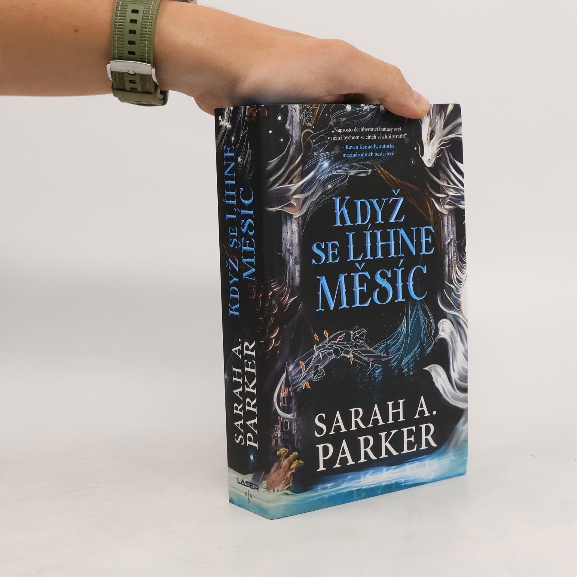 Když se líhne měsíc