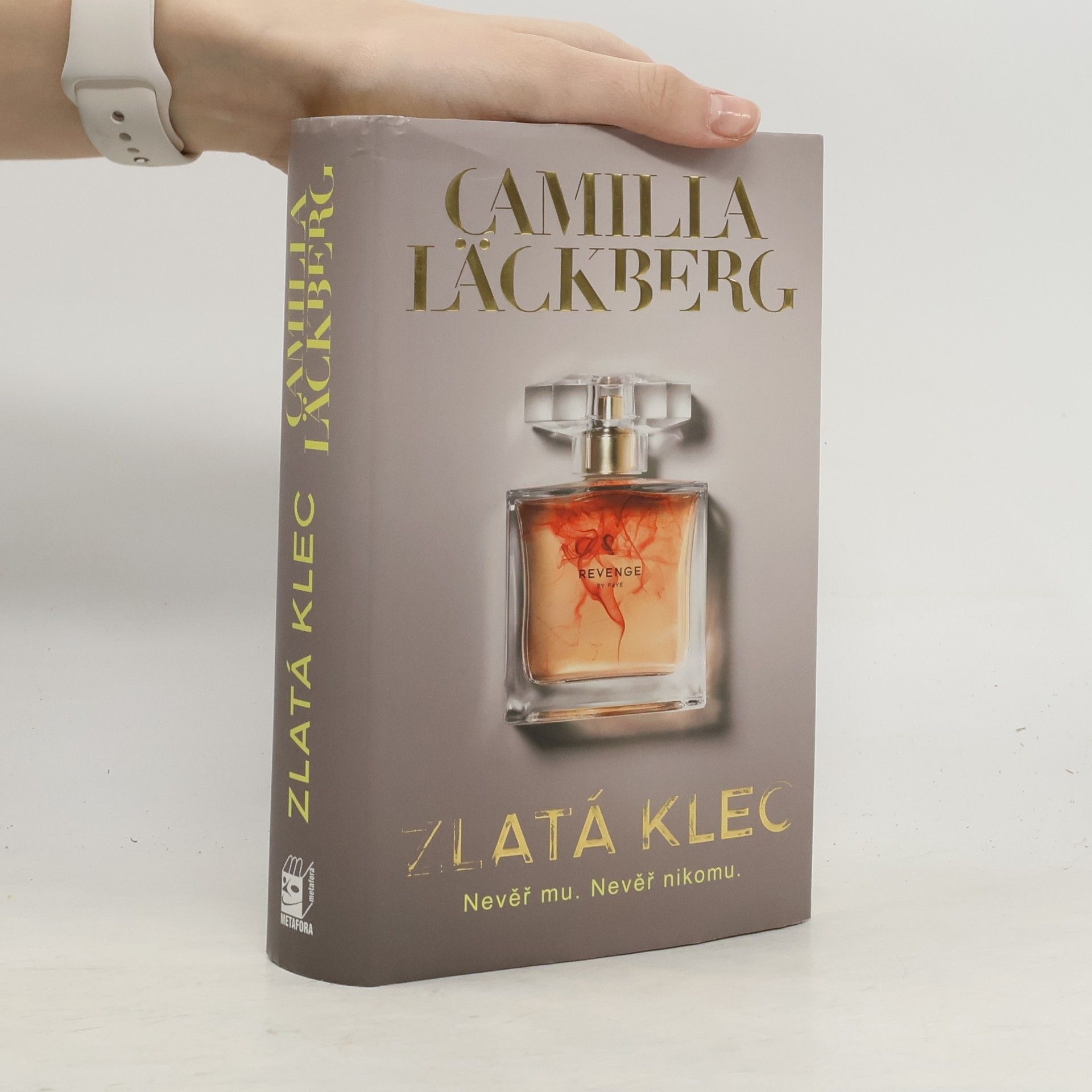 Camilla Läckberg Zlatá klec