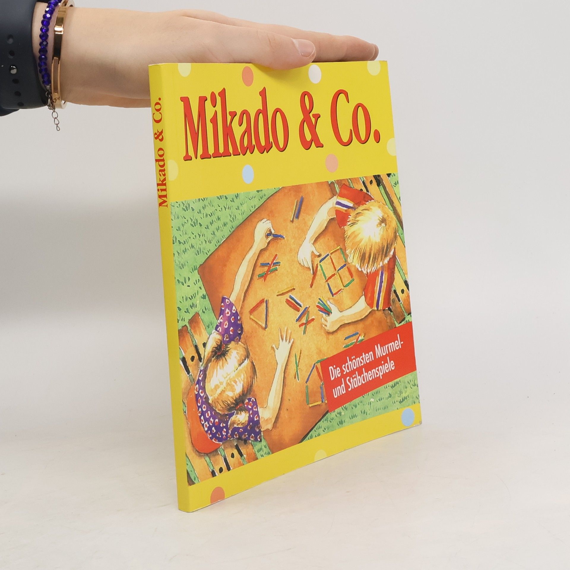 Autores varios Mikado & Co.